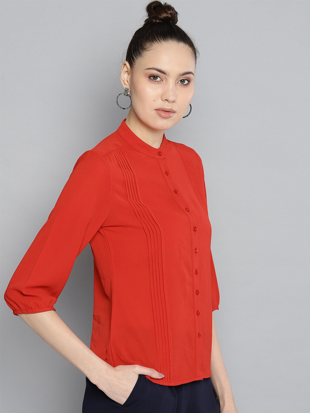 

Carlton London Women Red Comfort Casual Shirt