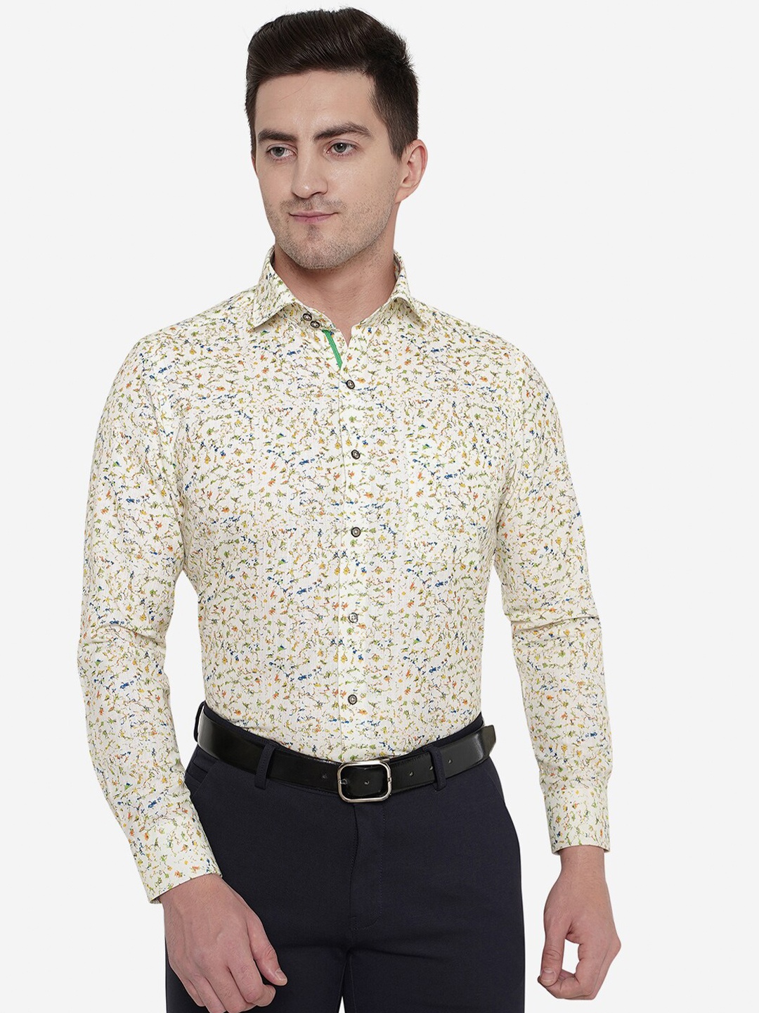 

Greenfibre Men Slim Fit Floral Printed Casual Shirt, Yellow
