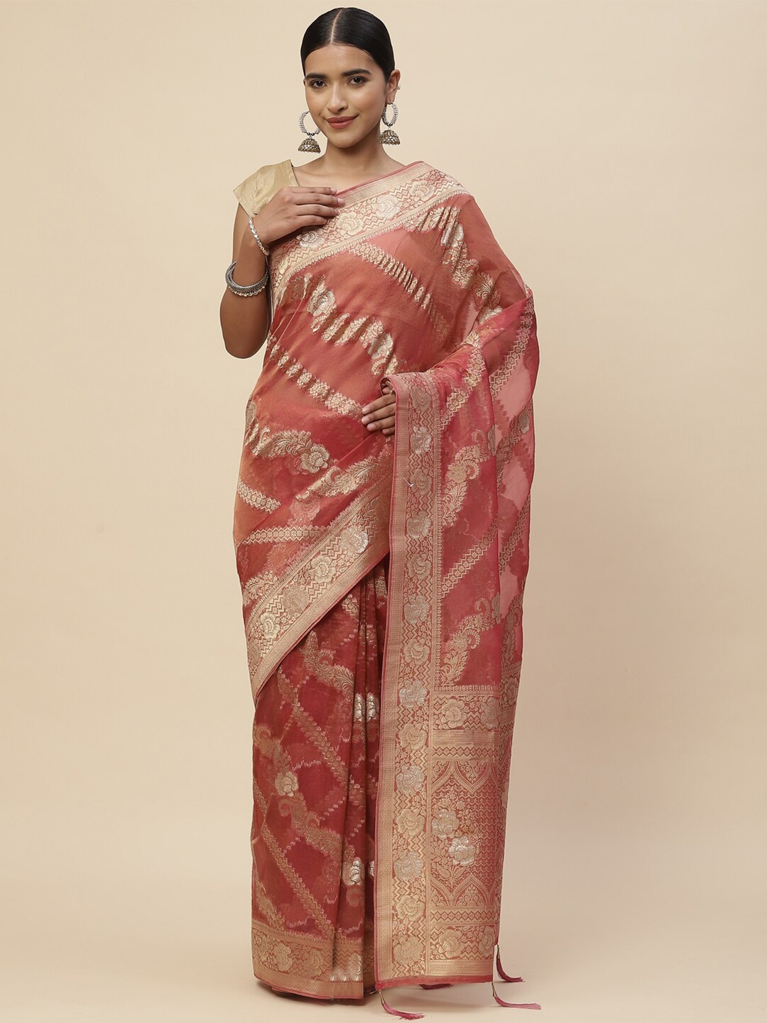 

Meena Bazaar Pink & Silver-Toned Woven Design Zari Silk Cotton Kanjeevaram Saree