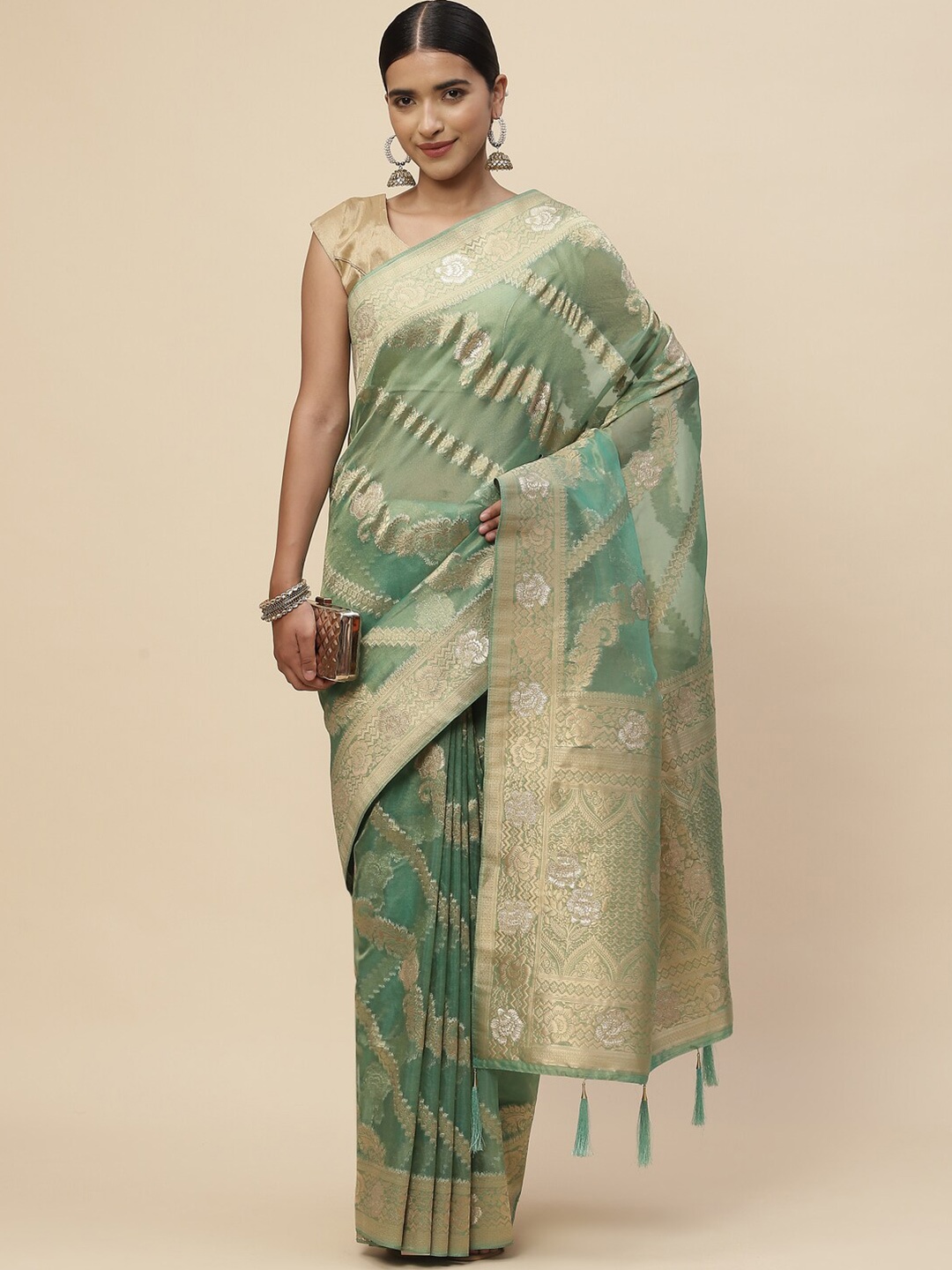 

Meena Bazaar Sea Green & Gold-Toned Ethnic Motifs Zari Silk Cotton Kanjeevaram Saree