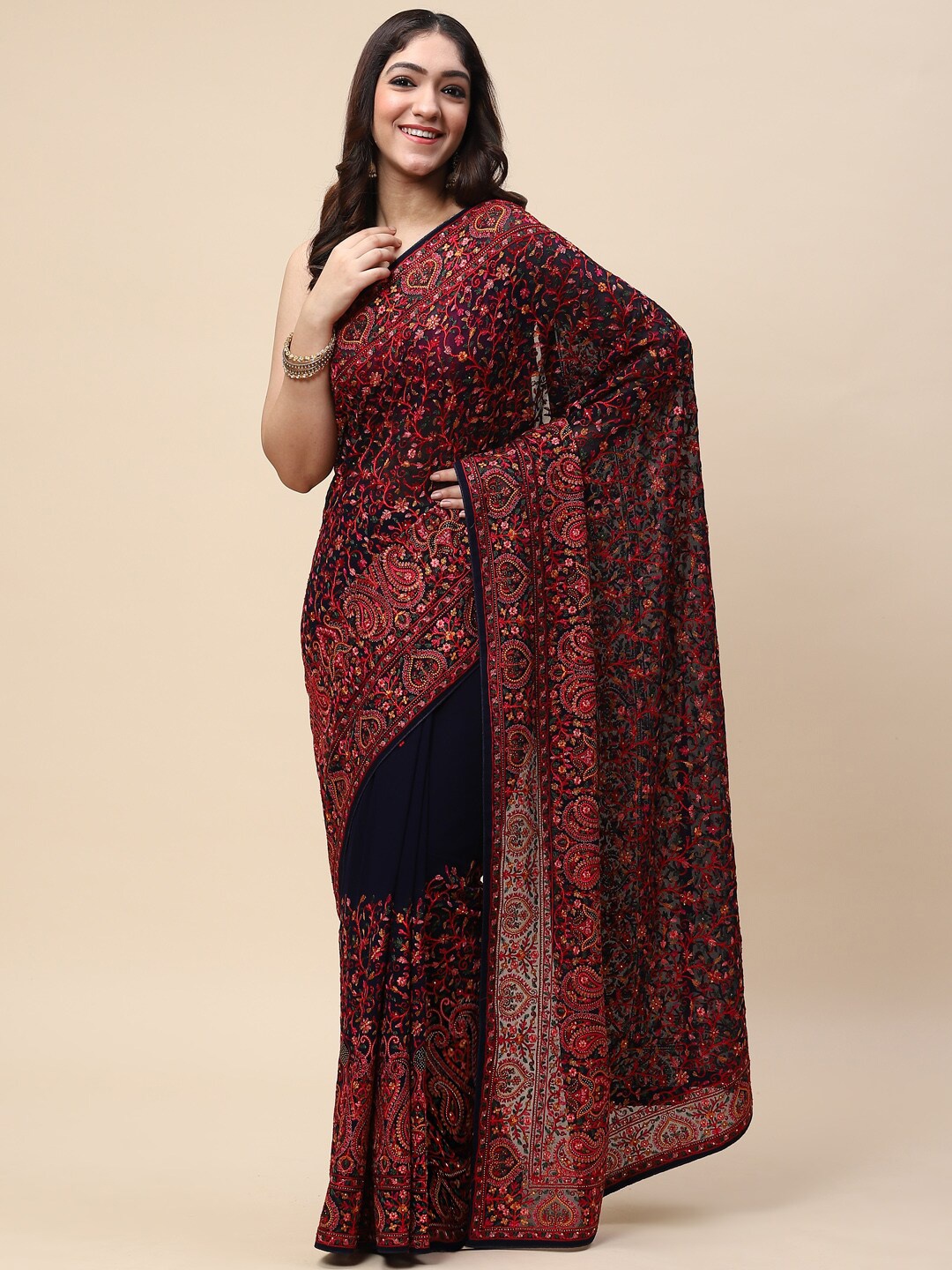 

Meena Bazaar Navy Blue & Maroon Floral Saree