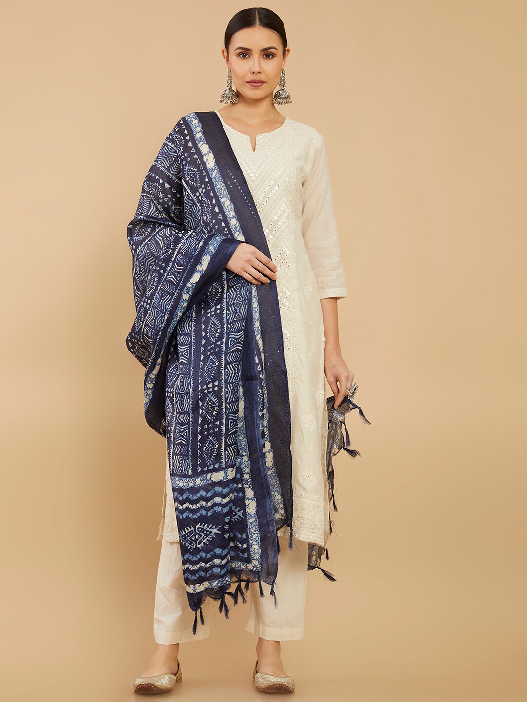 

Soch Navy Blue & White Ethnic Motifs Printed Linen Dupatta