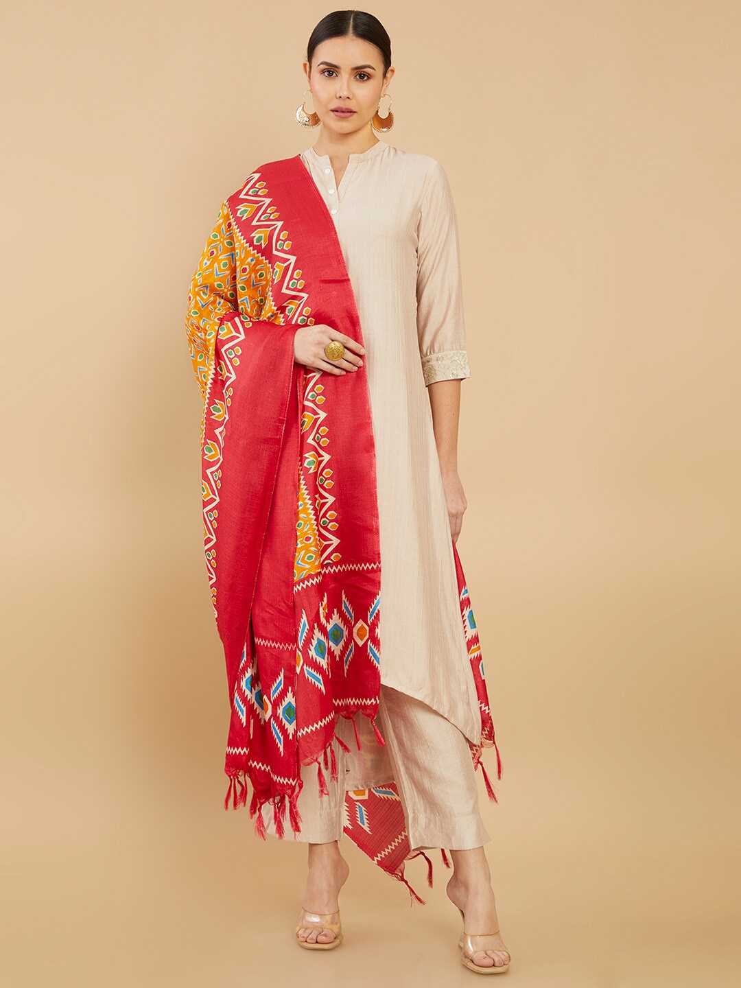 

Soch Mustard & Red Floral Printed Linen Dupatta