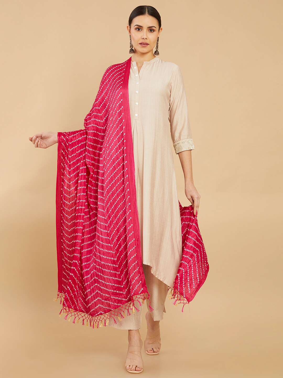 

Soch Pink & White Printed Linen Bandhani Dupatta