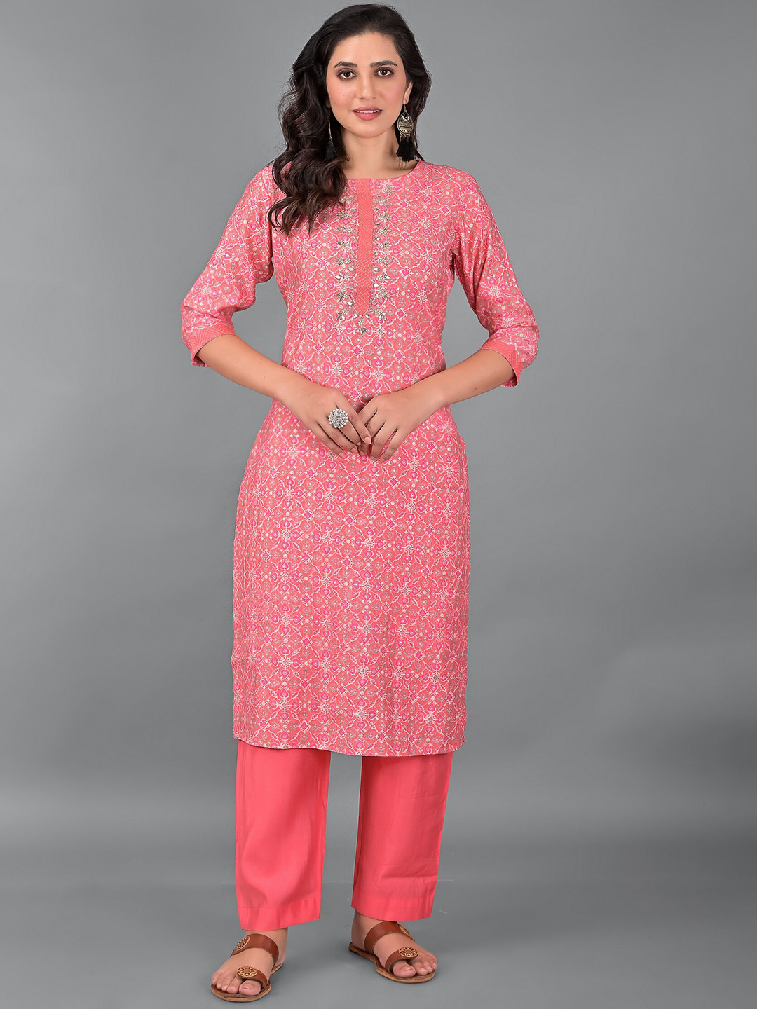 

EtnicaWear Women Pink Ethnic Motifs Printed Pure Cotton Kurta with Trouser & Dupatta