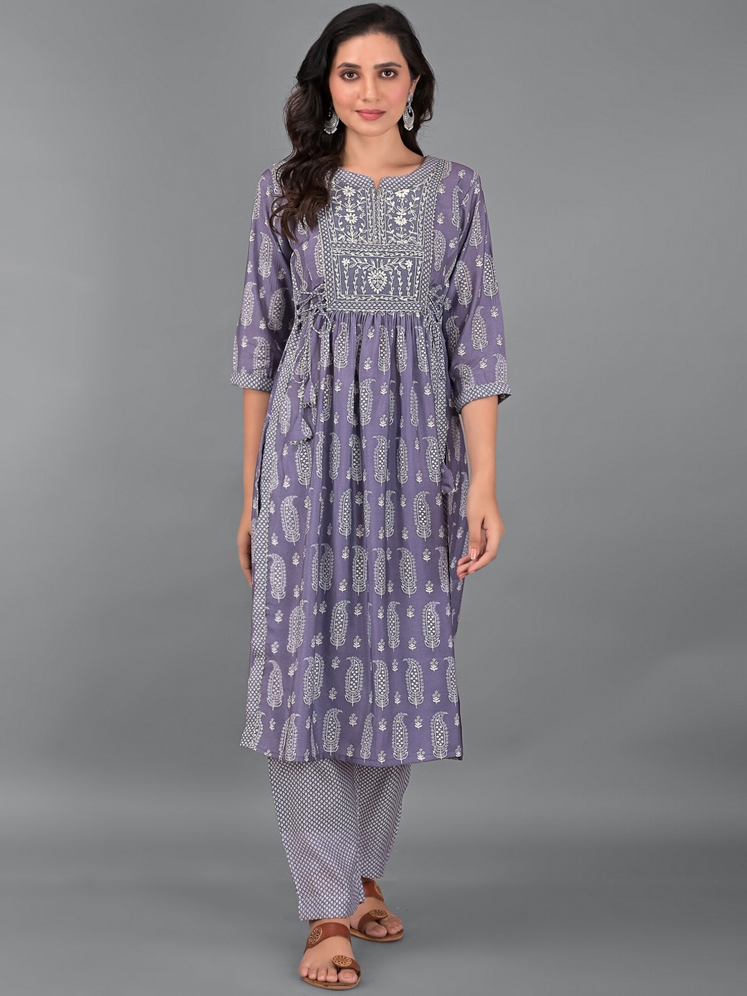 

EtnicaWear Women Purple Ethnic Printed Pure Cotton Kurta with Trouser & Dupatta