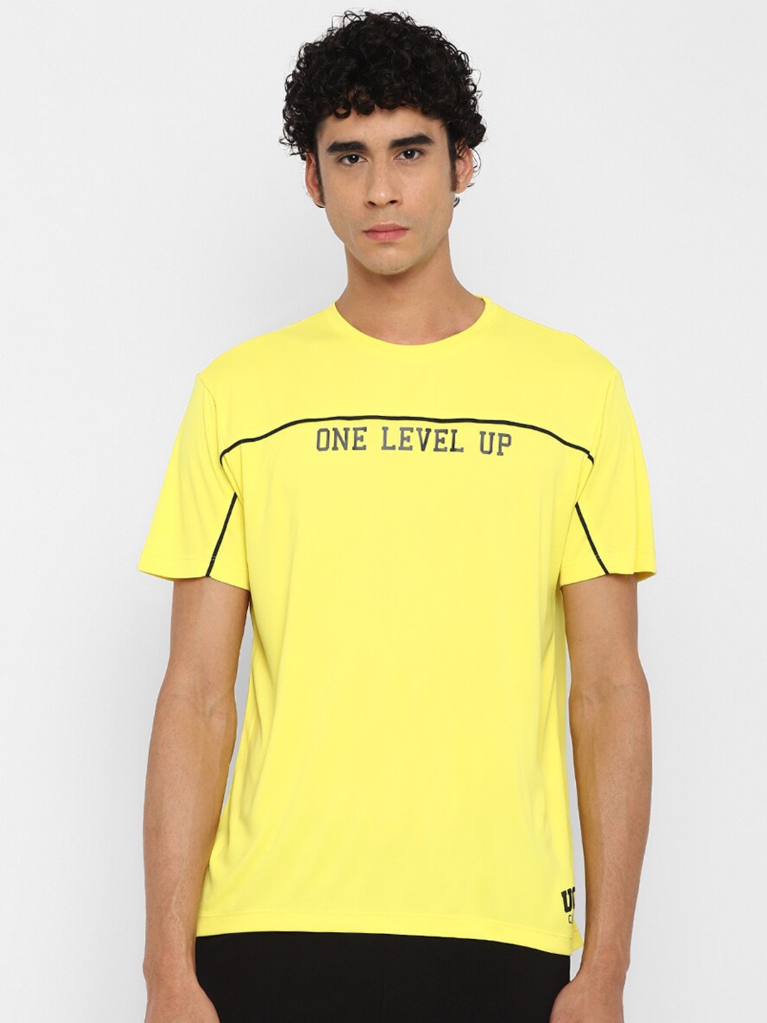 

UCLA Men Yellow Typography Printed T-shirt