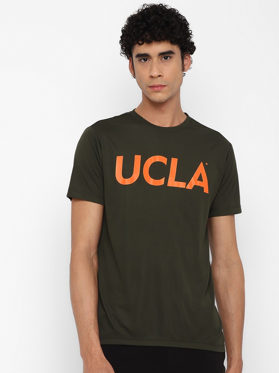 

UCLA Men Olive Green Typography Printed T-shirt