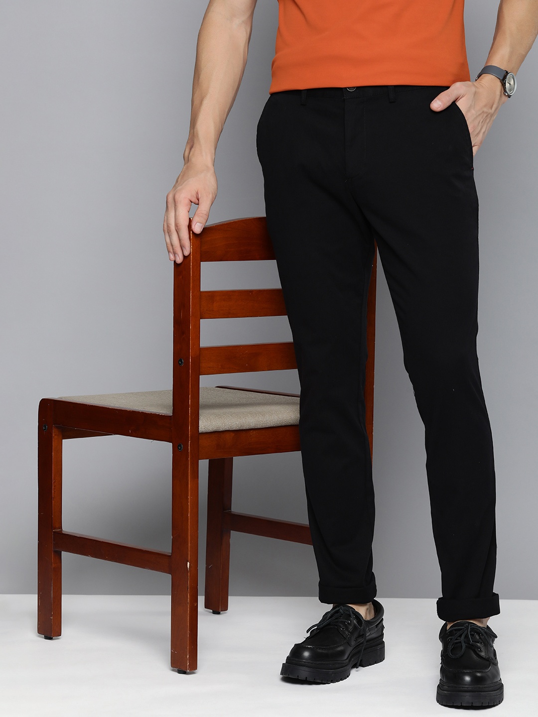 

Indian Terrain Men Mid-Rise Comfort Trousers, Black