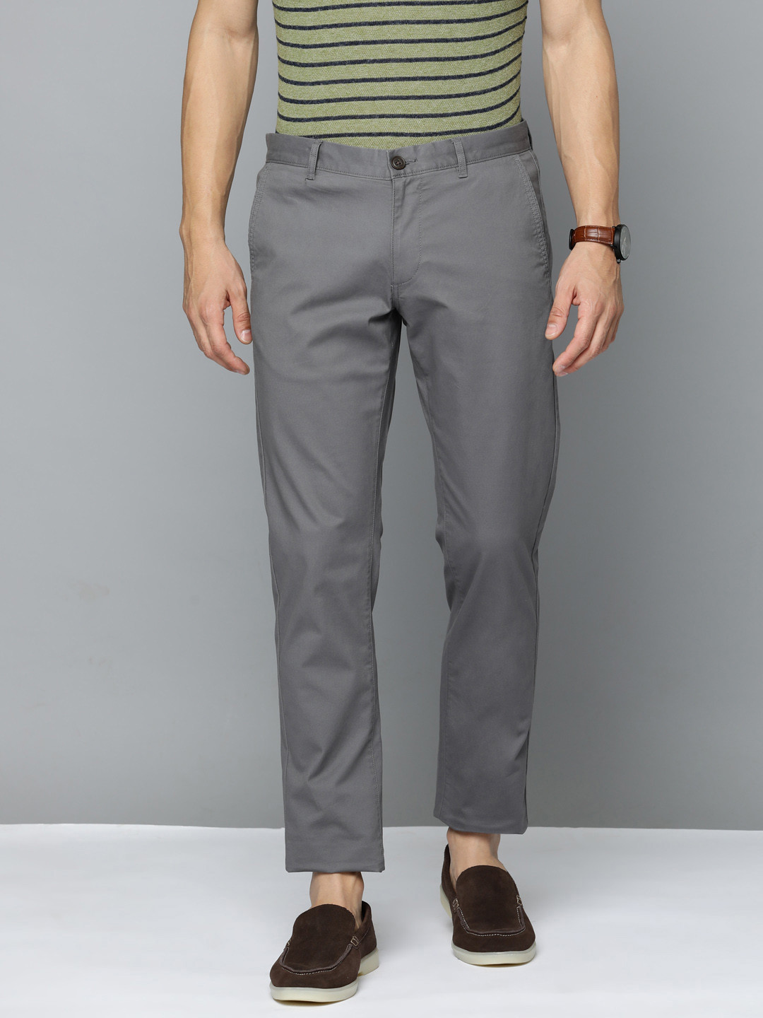 

Indian Terrain Men Brooklyn Slim Fit Chinos, Grey