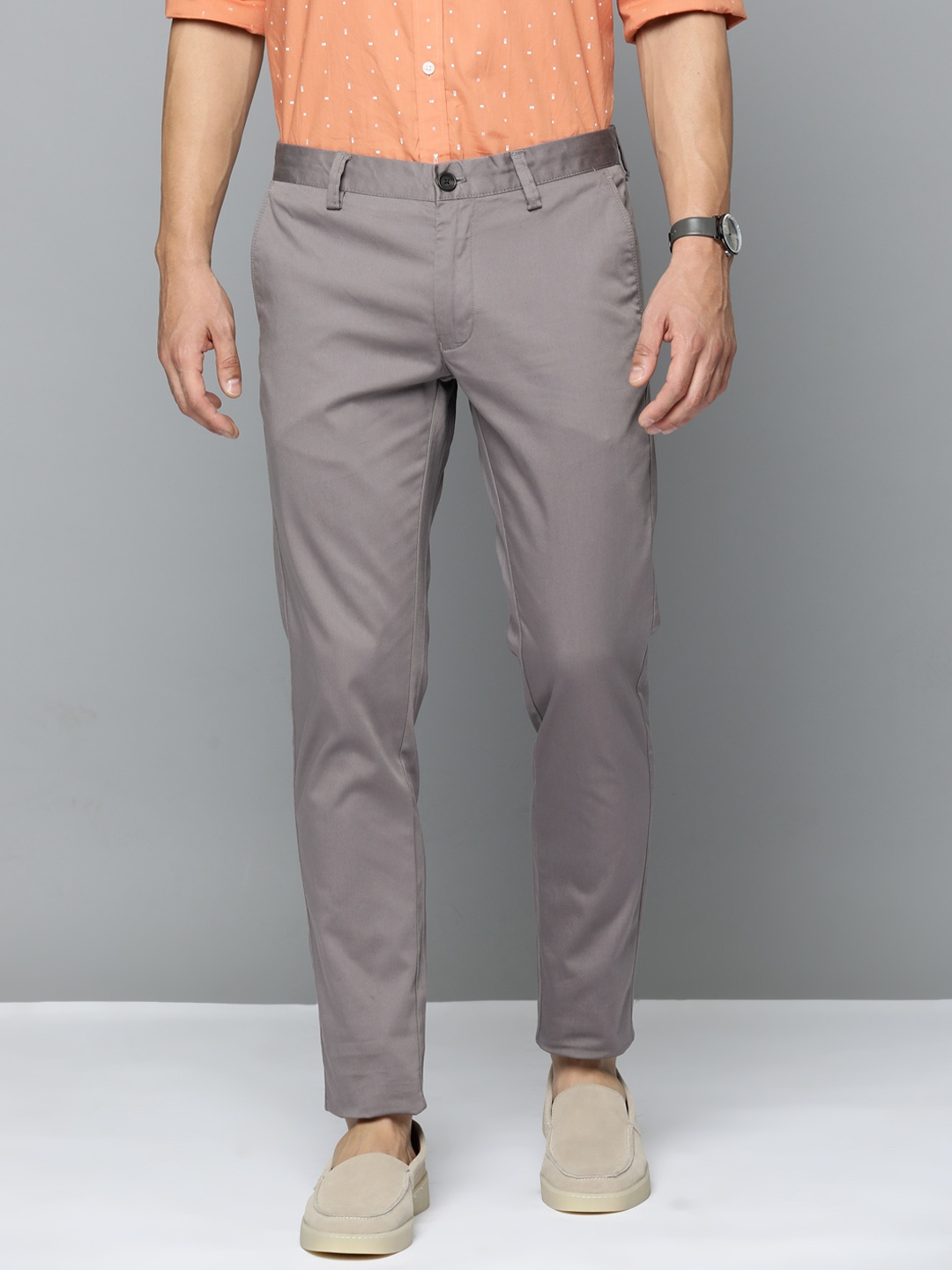 

Indian Terrain Men Brooklyn Slim Fit Chinos Trousers, Grey