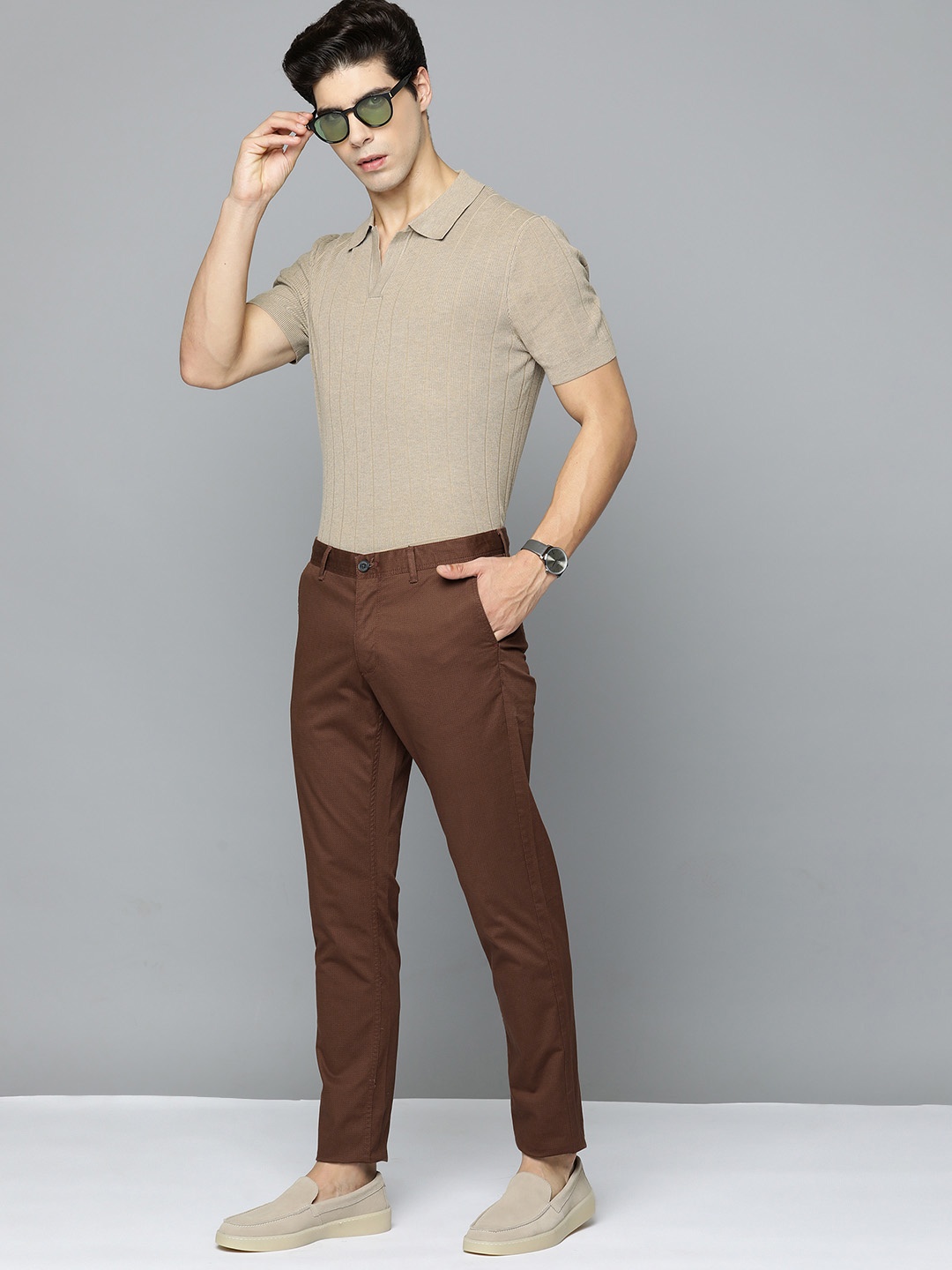 

Indian Terrain Men Brooklyn Slim Fit Trousers, Brown