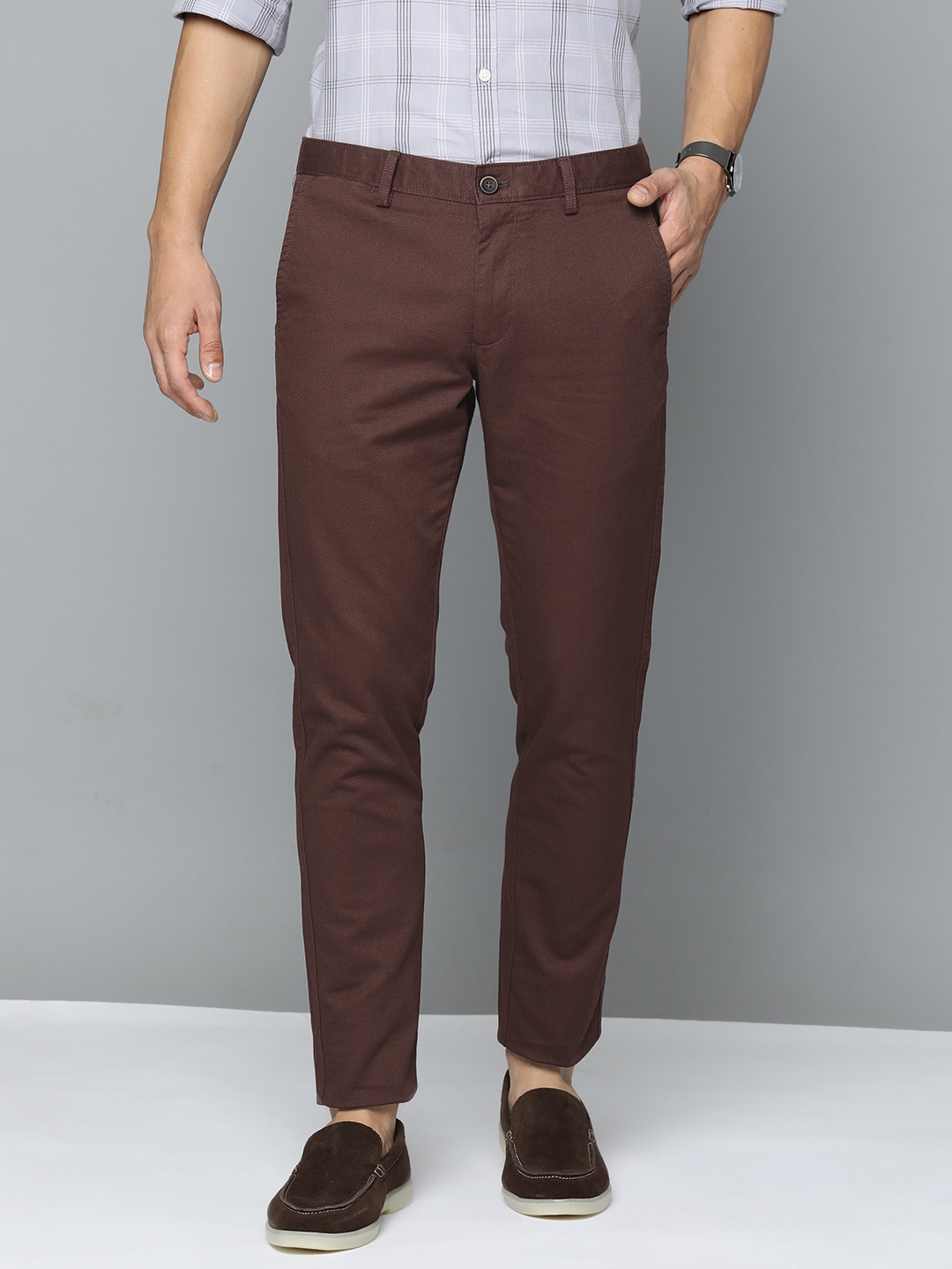 

Indian Terrain Men Textured Brooklyn Slim Fit Trousers, Brown