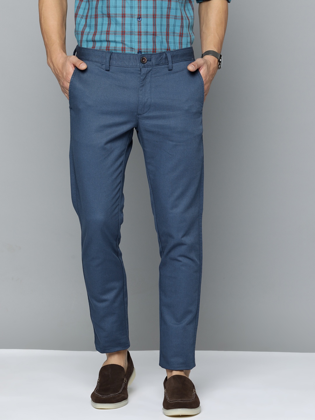 

Indian Terrain Men Textured Brooklyn Slim Fit Trousers, Blue