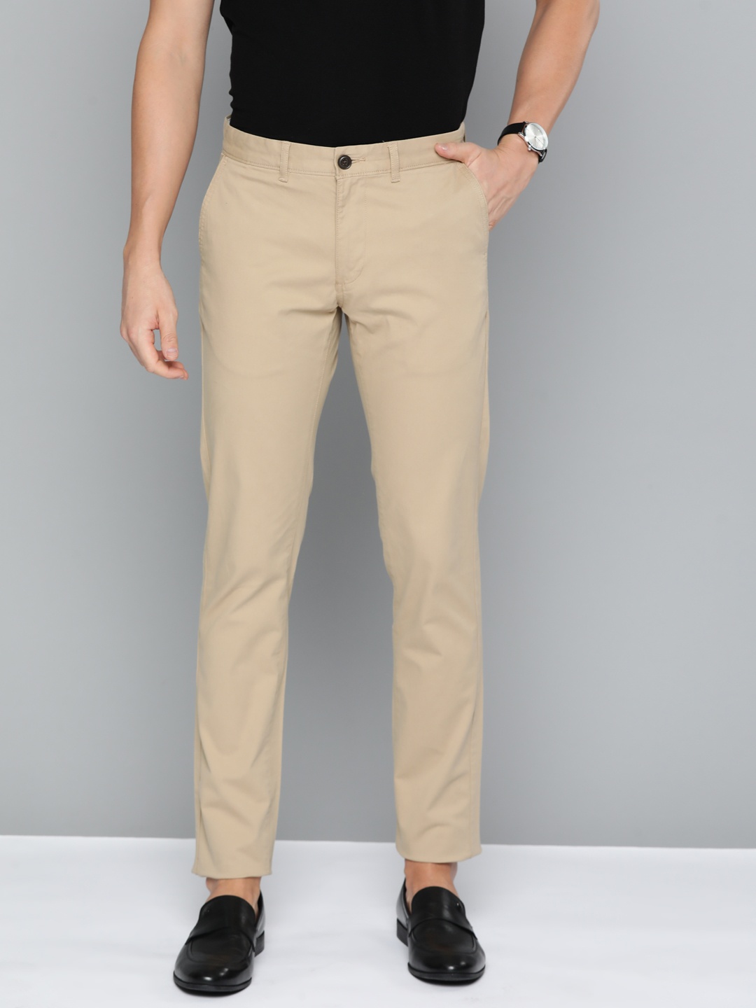 

Indian Terrain Men Brooklyn Slim Fit Chinos, Beige
