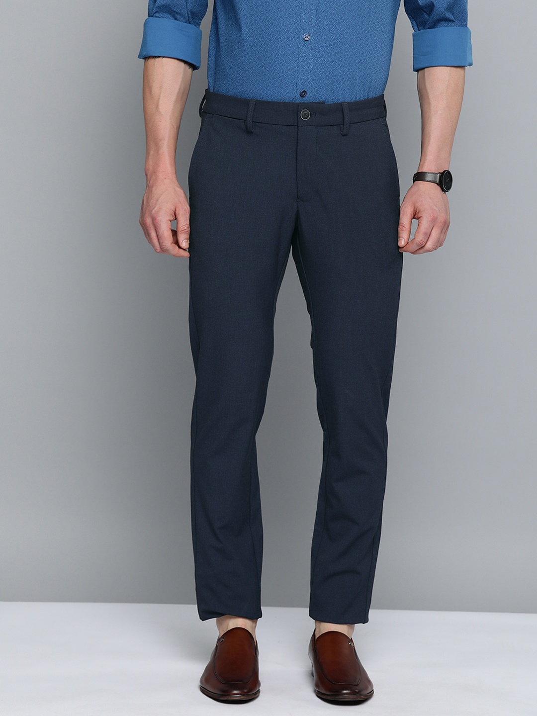 

Indian Terrain Men Brooklyn Slim Fit Trousers, Navy blue