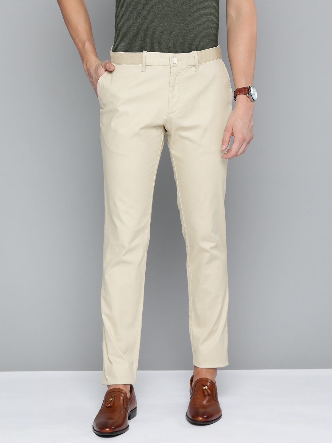 

Indian Terrain Men Brooklyn Slim Fit Solid Smart Casual Trousers, Off white