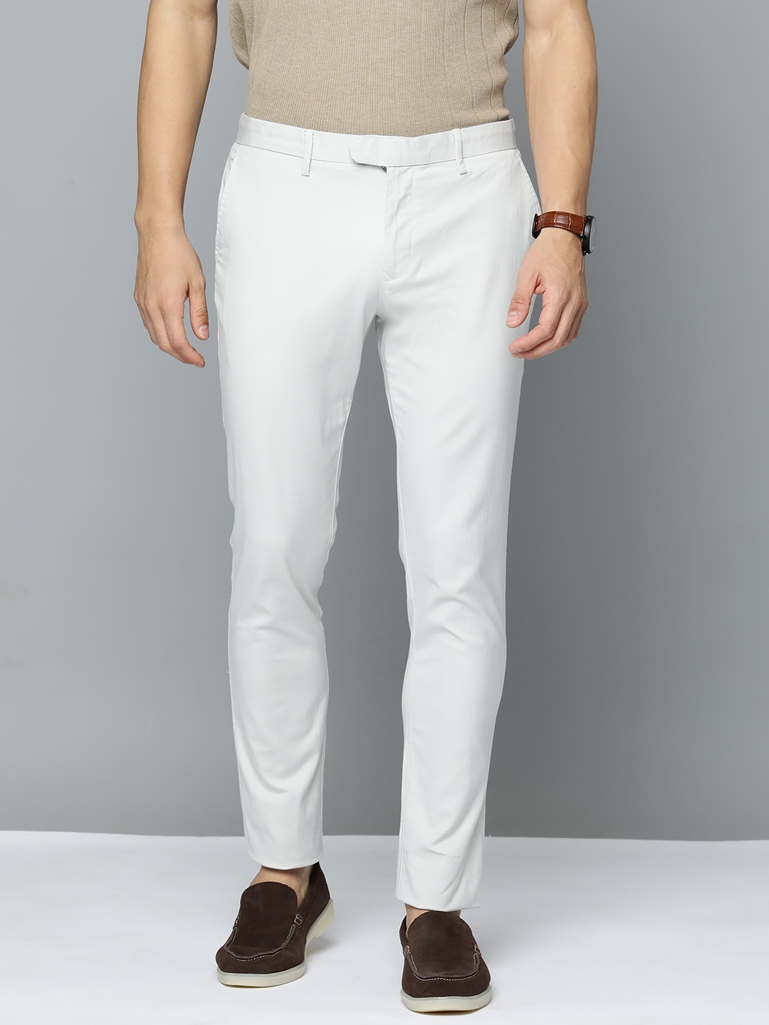 

Indian Terrain Men Comfort Fit Trousers, Grey