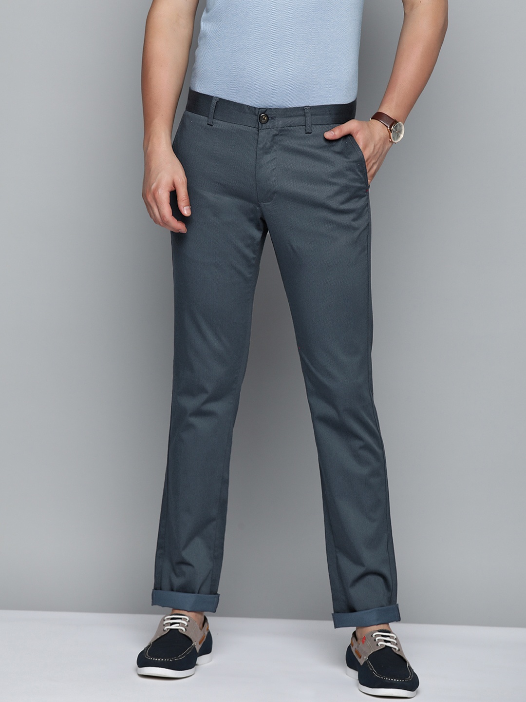 

Indian Terrain Men Ditsy Printed Brooklyn Slim Fit Trousers, Blue