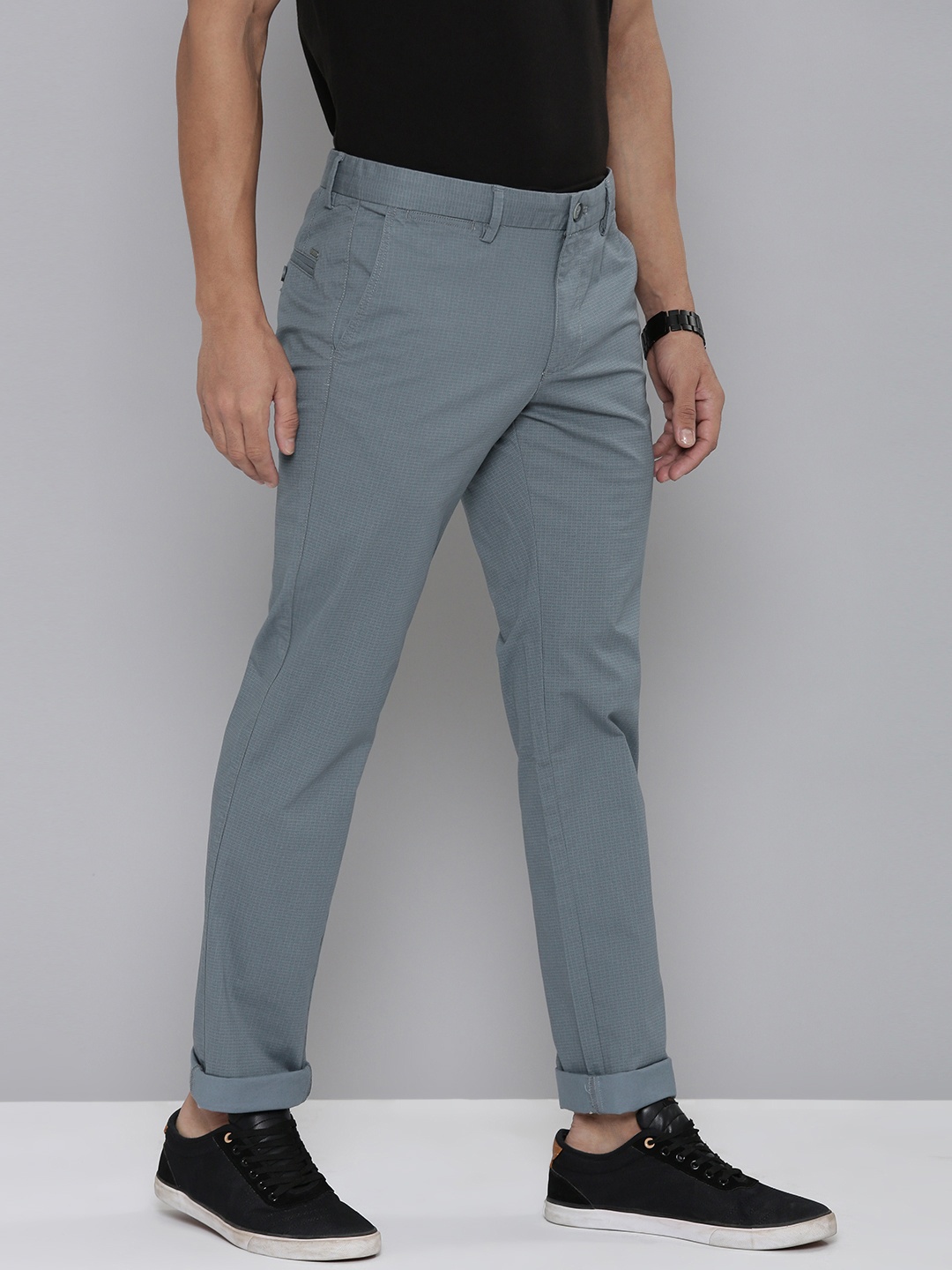 

Indian Terrain Men Pure Cotton Checked Brooklyn Slim Fit Trousers, Blue