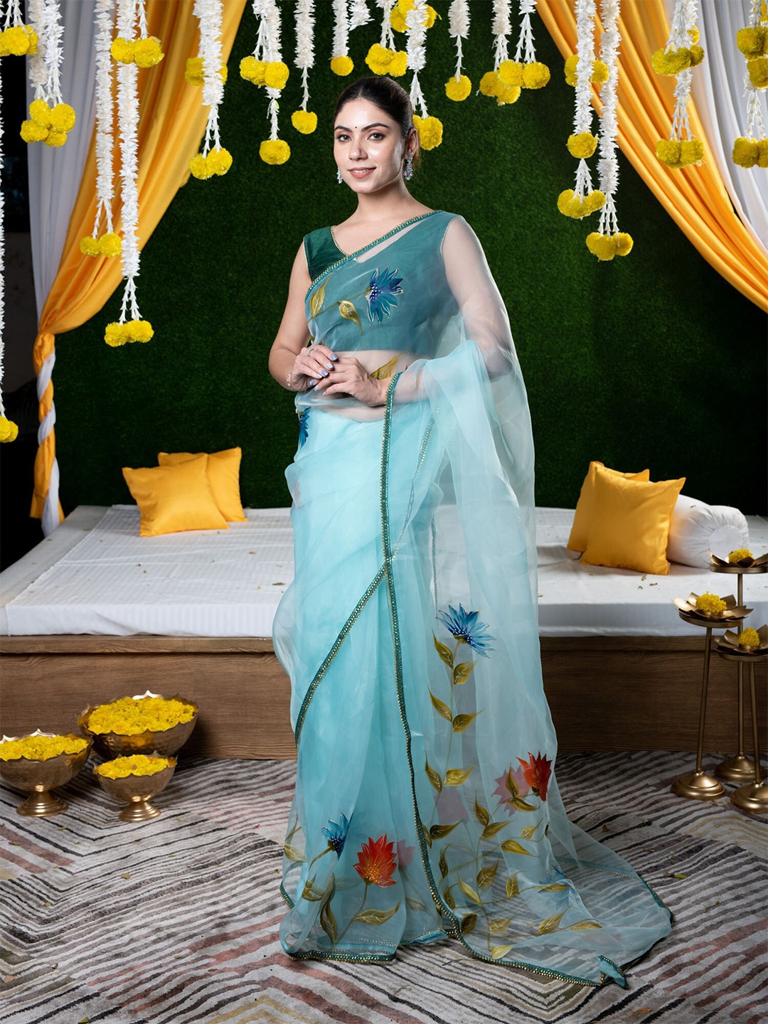 

BEATITUDE Blue & Green Floral Organza Saree