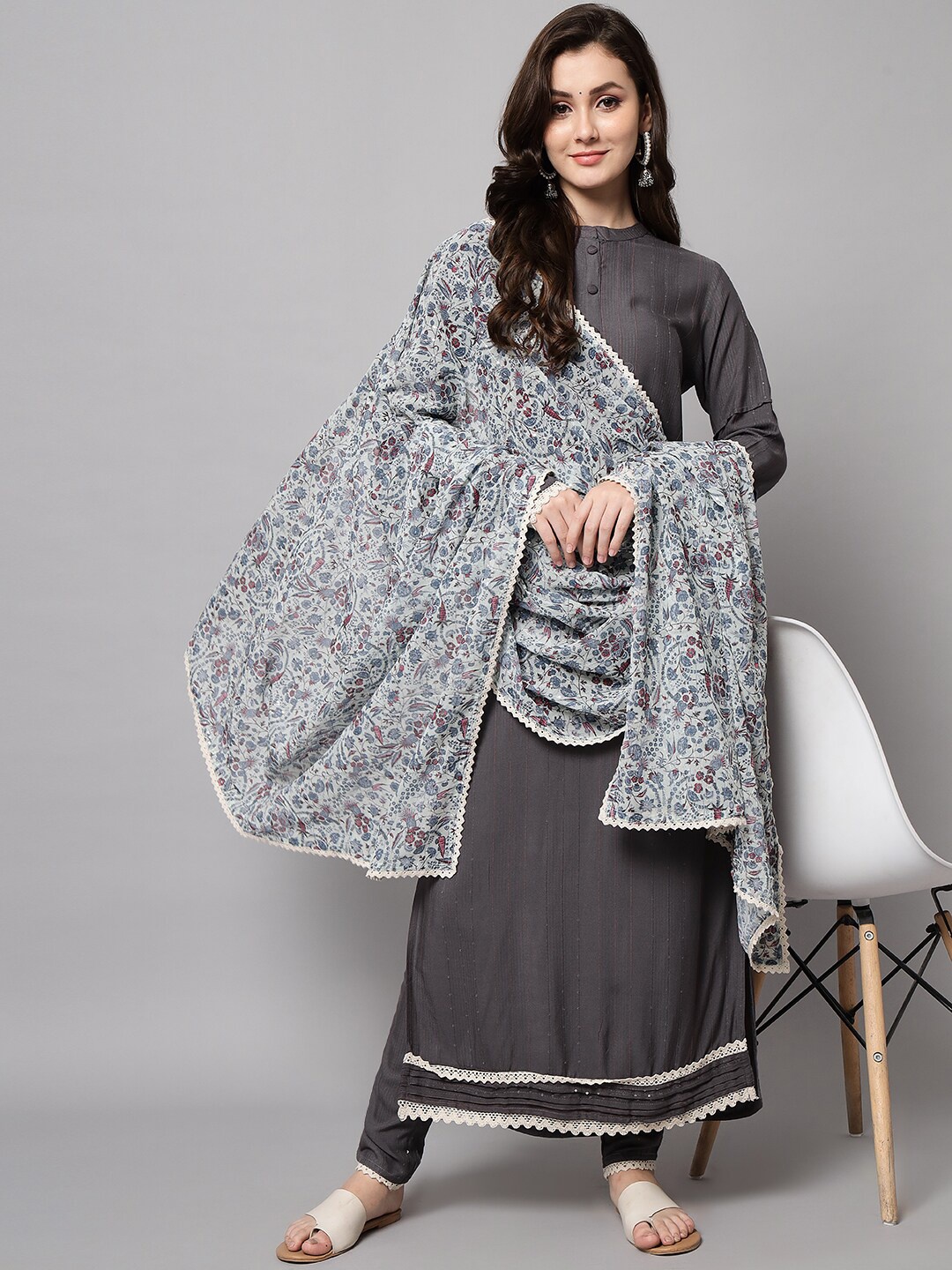 

Silai Bunai Women Grey Sequinned Kurta with Trousers & With Dupatta