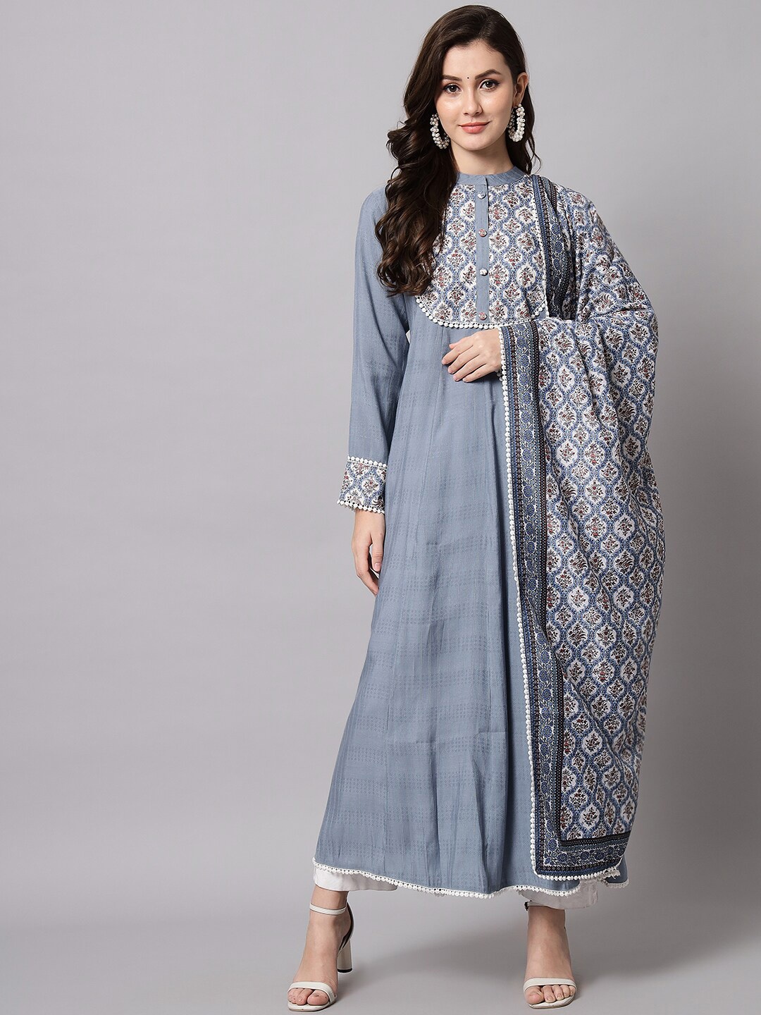 

Silai Bunai Women Blue Patchwork Kurta with Trousers & With Dupatta