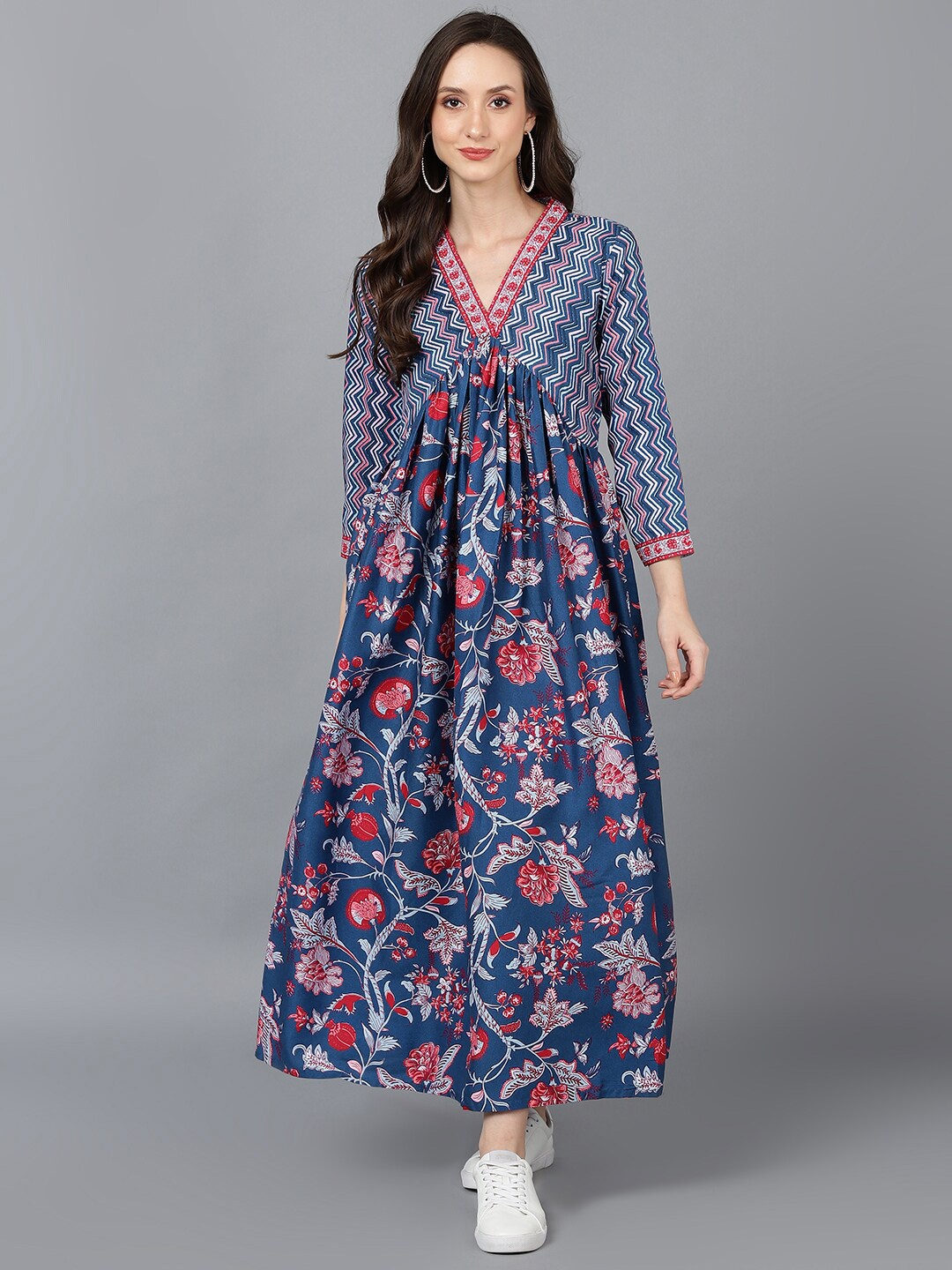 

AHIKA Women Blue Floral Printed Maxi Dress