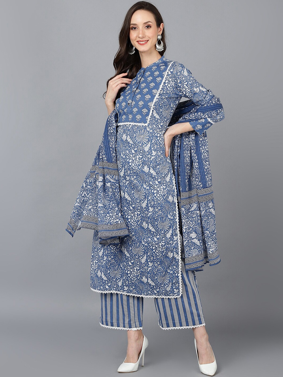 

AHIKA Women Blue Floral Printed Pure Cotton Kurta with Palazzo With Dupatta
