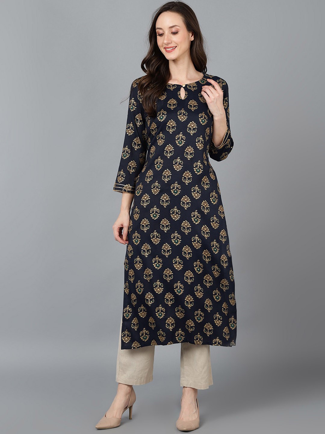 

AHIKA Women Black Ethnic Motifs Printed Keyhole Neck Kurta