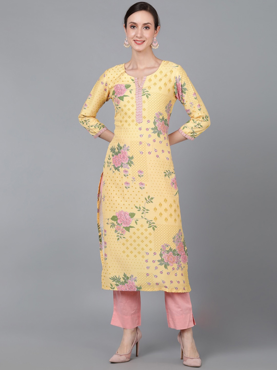 

AHIKA Women Yellow Floral Printed Kurta