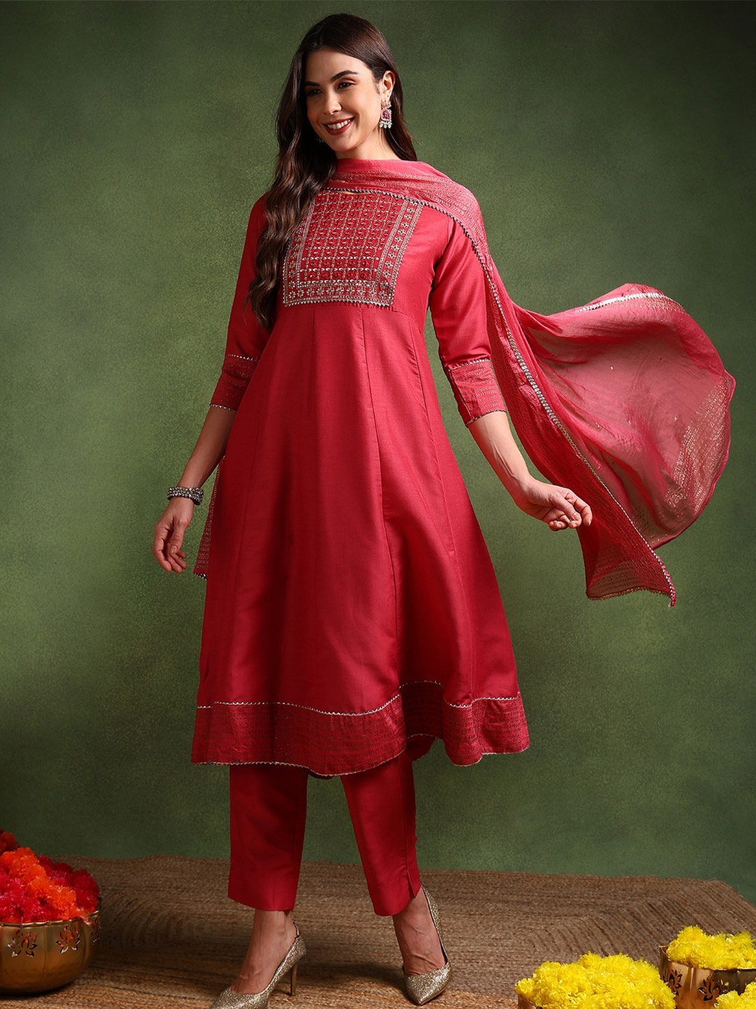 

AHIKA Women Rose Yoke Design Empire Mirror Work Kurta with Trousers & With Dupatta