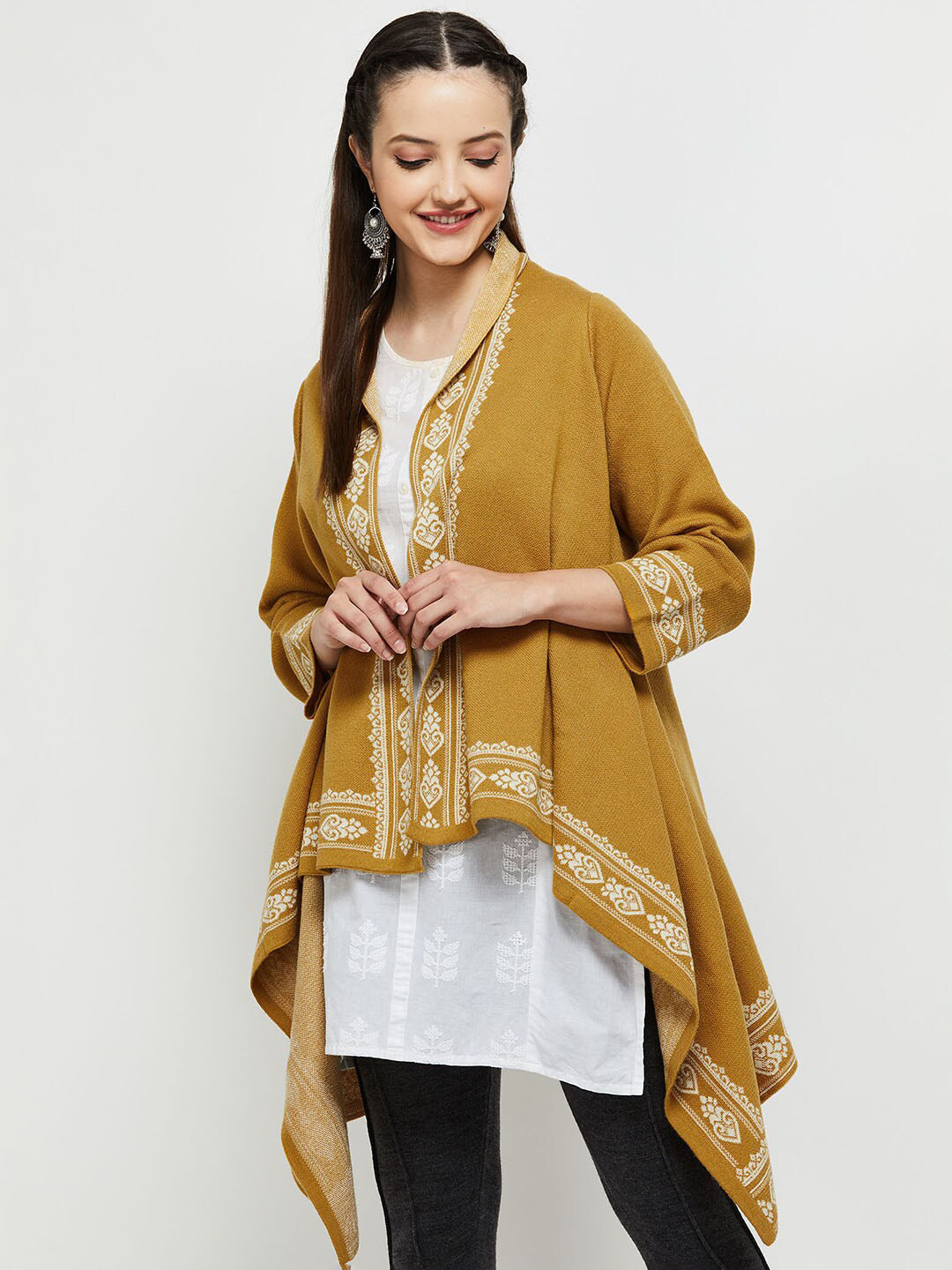 

max Women Mustard & White Longline Shrug