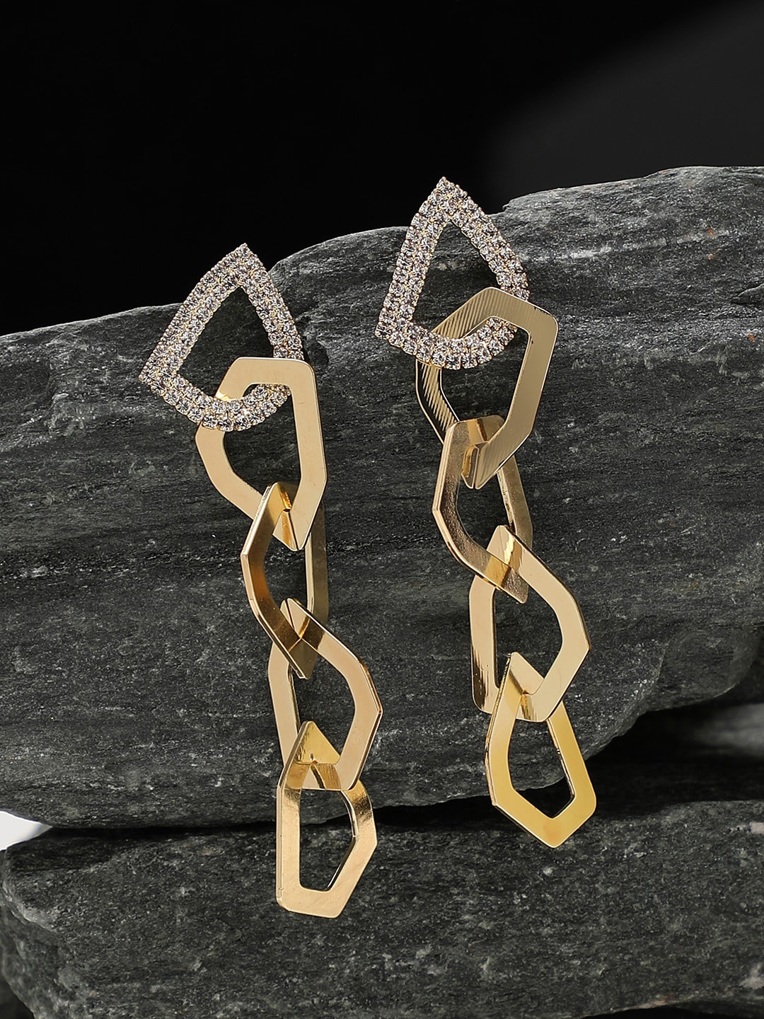 

SOHI Women Gold-Toned Contemporary Drop Earrings