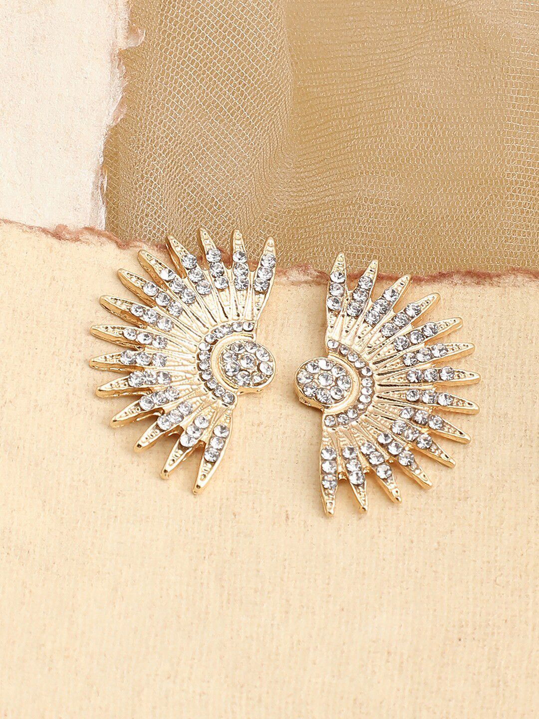 

SOHI Women Gold-Toned Contemporary Studs Earrings
