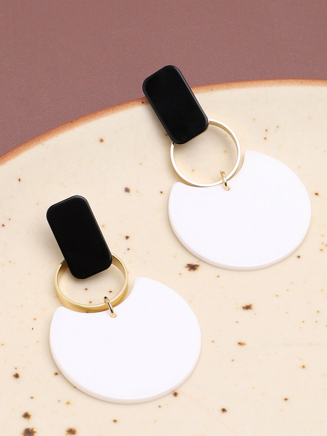 

SOHI Women Black & Gold-Toned Contemporary Drop Earrings