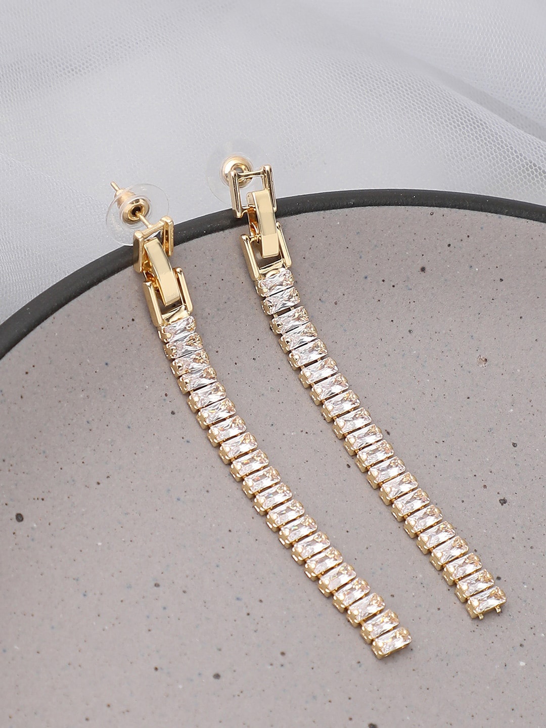 

SOHI Women Gold-Toned Contemporary Drop Earrings