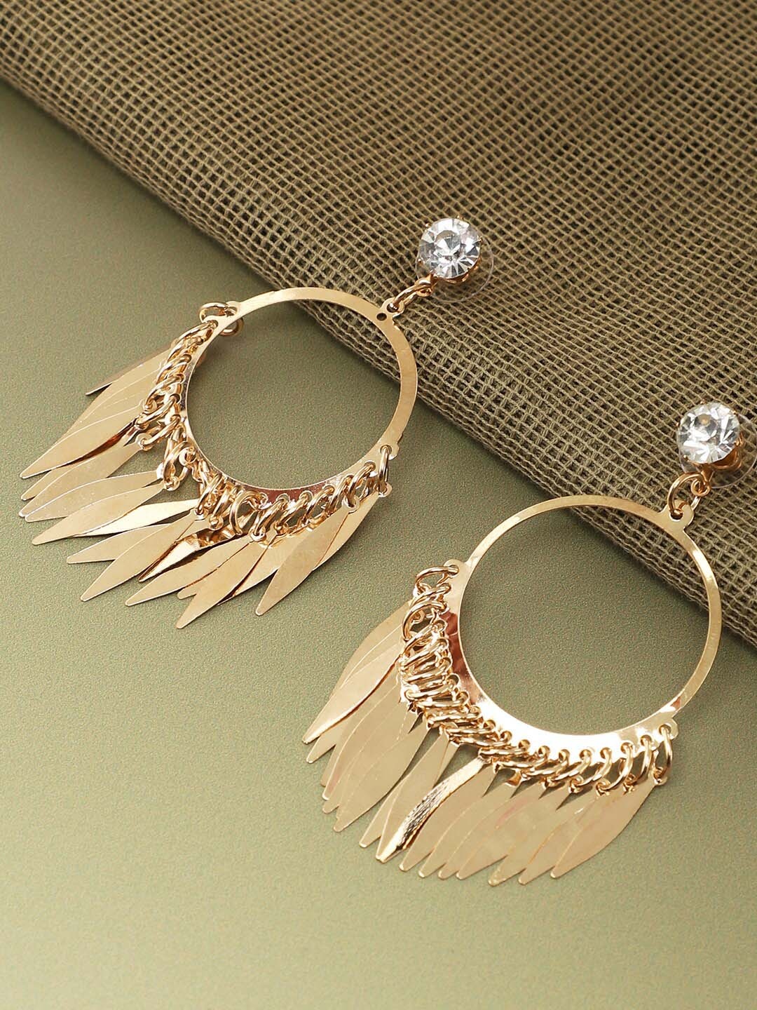 

SOHI Women Gold-Toned Contemporary Drop Earrings