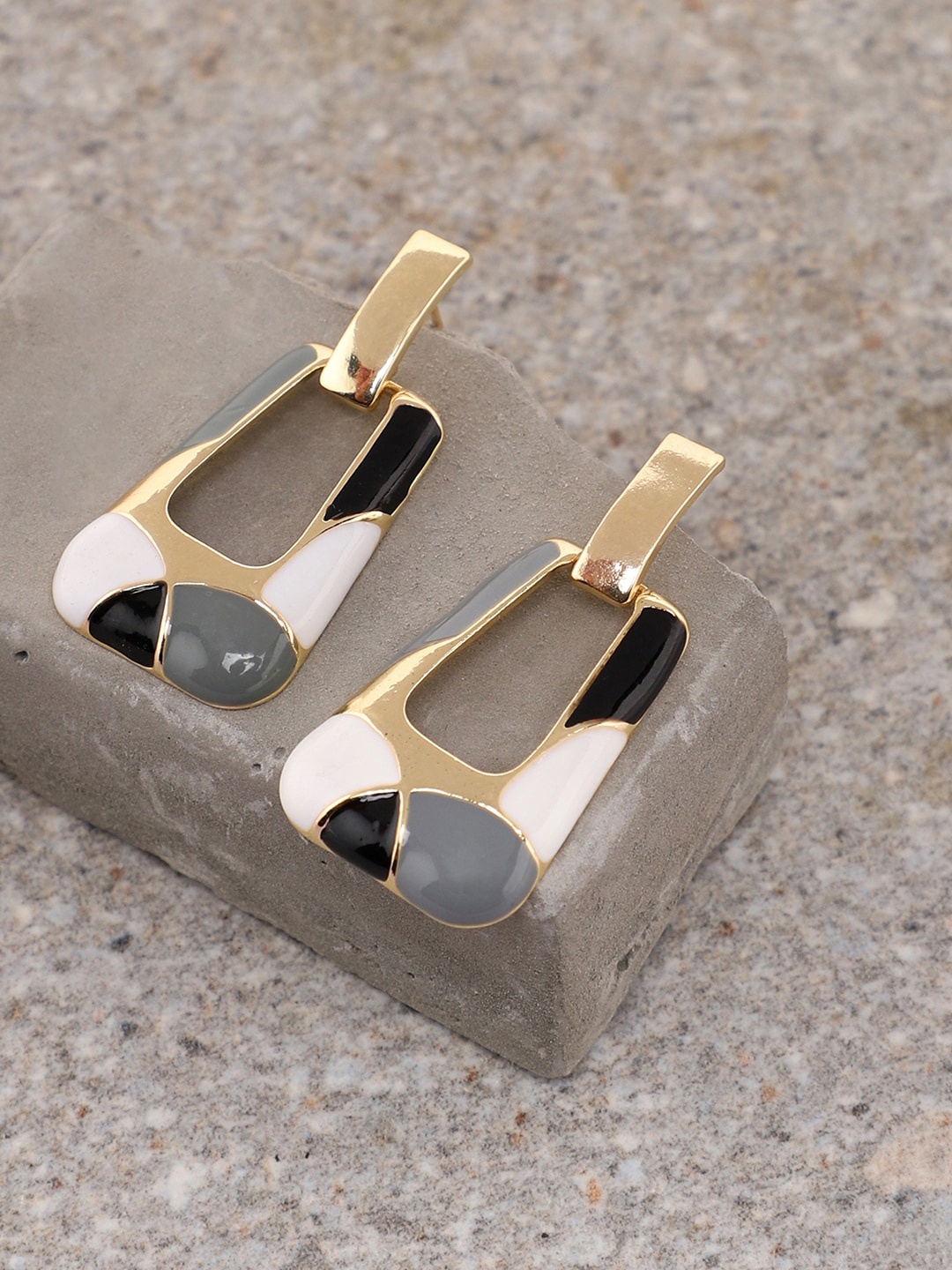 

SOHI Women Gold-Toned & Grey Contemporary Drop Earrings