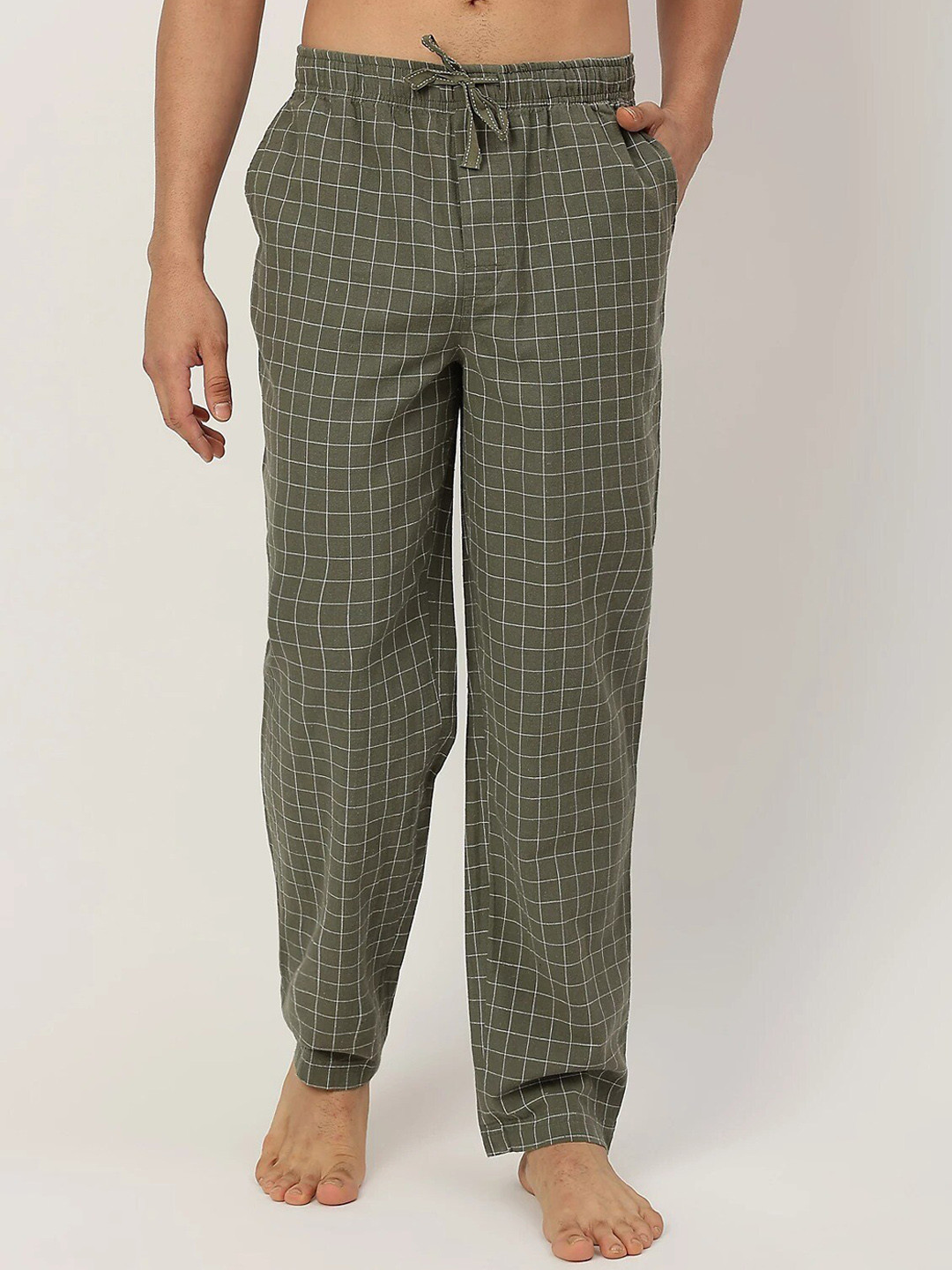 

Marks & Spencer Men Green Checked Lounge Pant