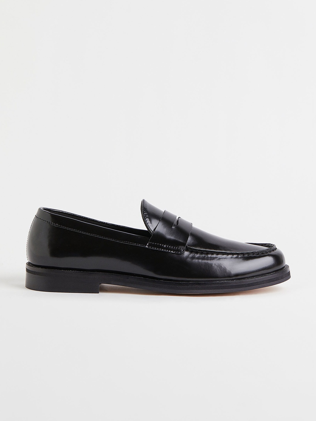 

H&M Men Black Loafers