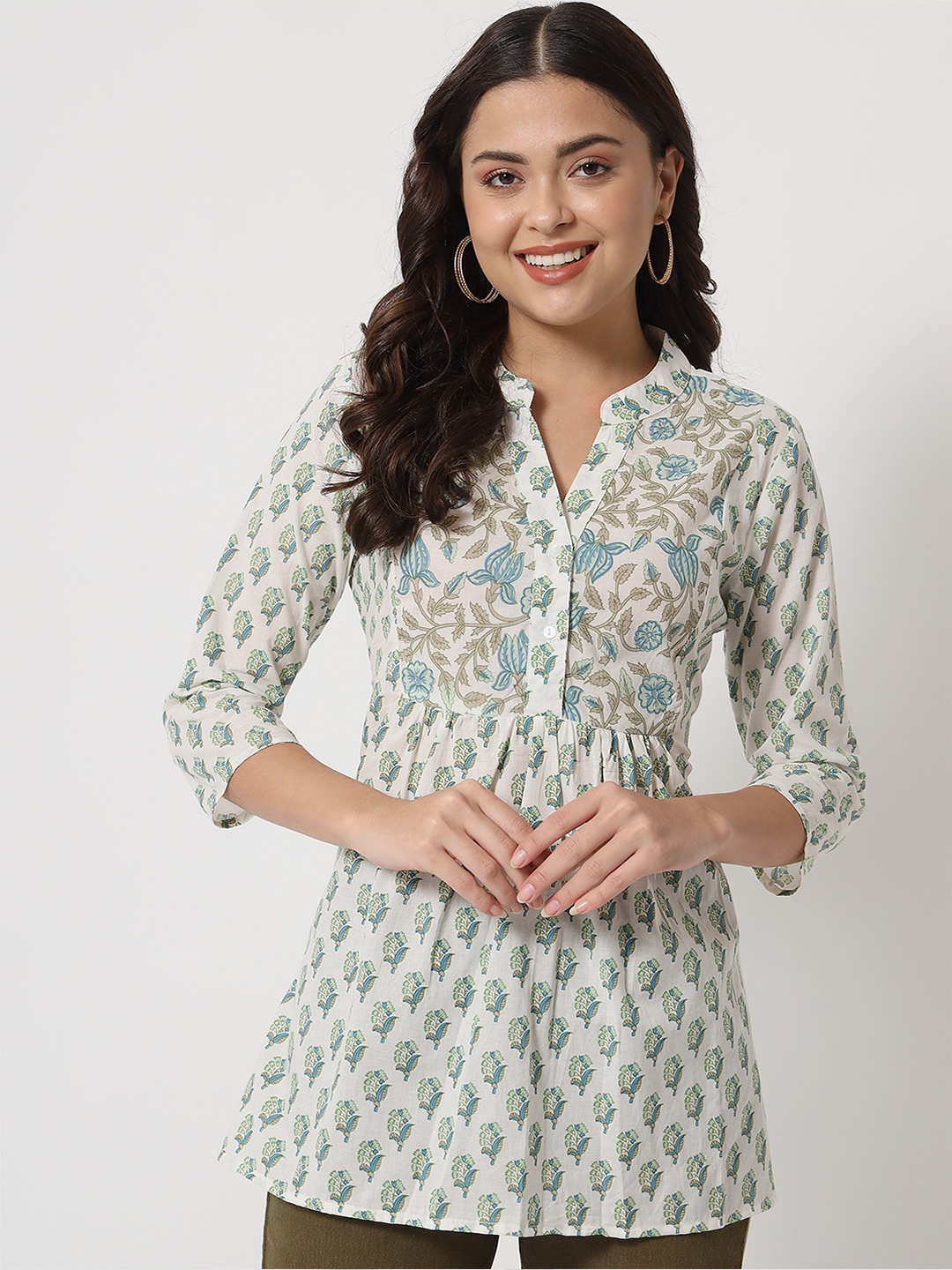 

Orchid Blues Women Off White & Blue Printed Pure Cotton Empire Top