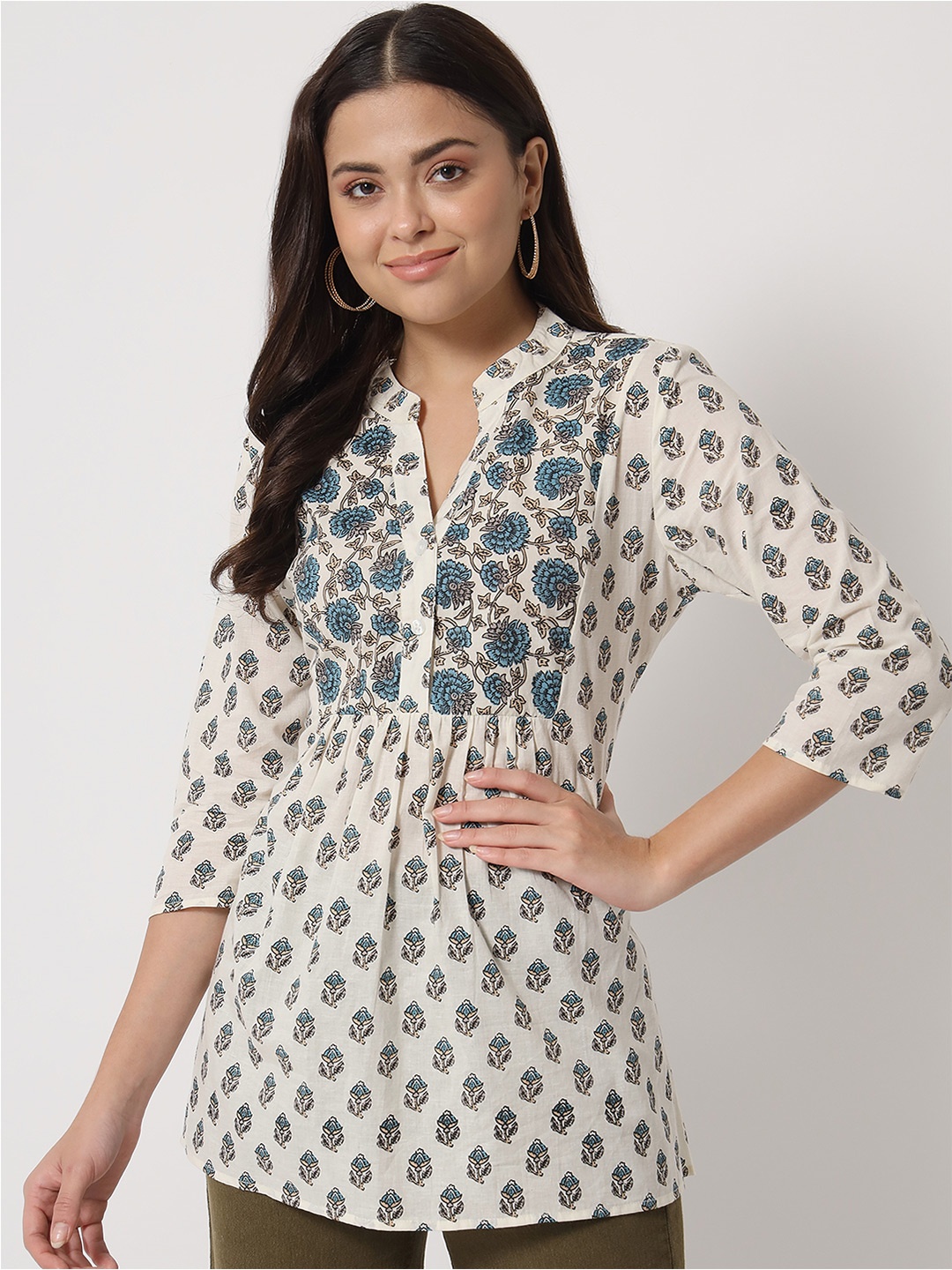 

Orchid Blues Women Off White & Blue Printed Pure Cotton Empire Top