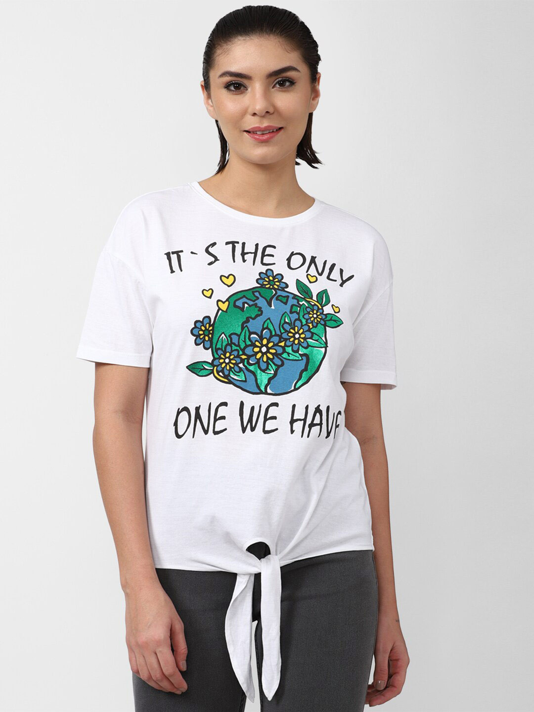 

FOREVER 21 Women White & Green Printed Extended Sleeves Top
