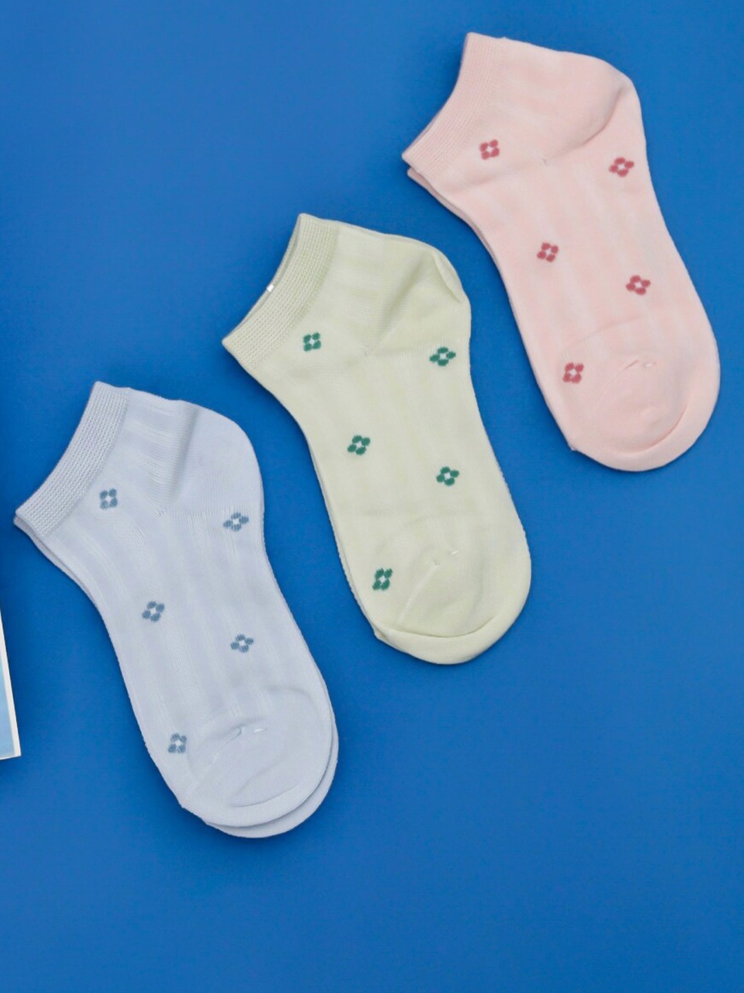 

Yellow Bee Girls Pack Of 3 Patterned Cotton Ankle-Length Socks, Blue