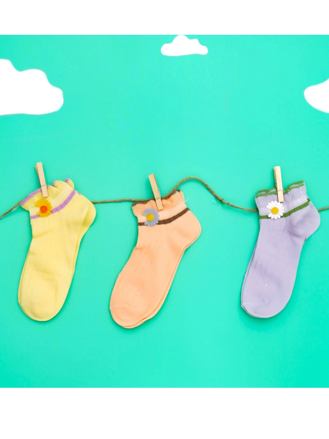 

Yellow Bee Girls Pack Of 3 Solid Cotton Ankle-Length Socks, Purple