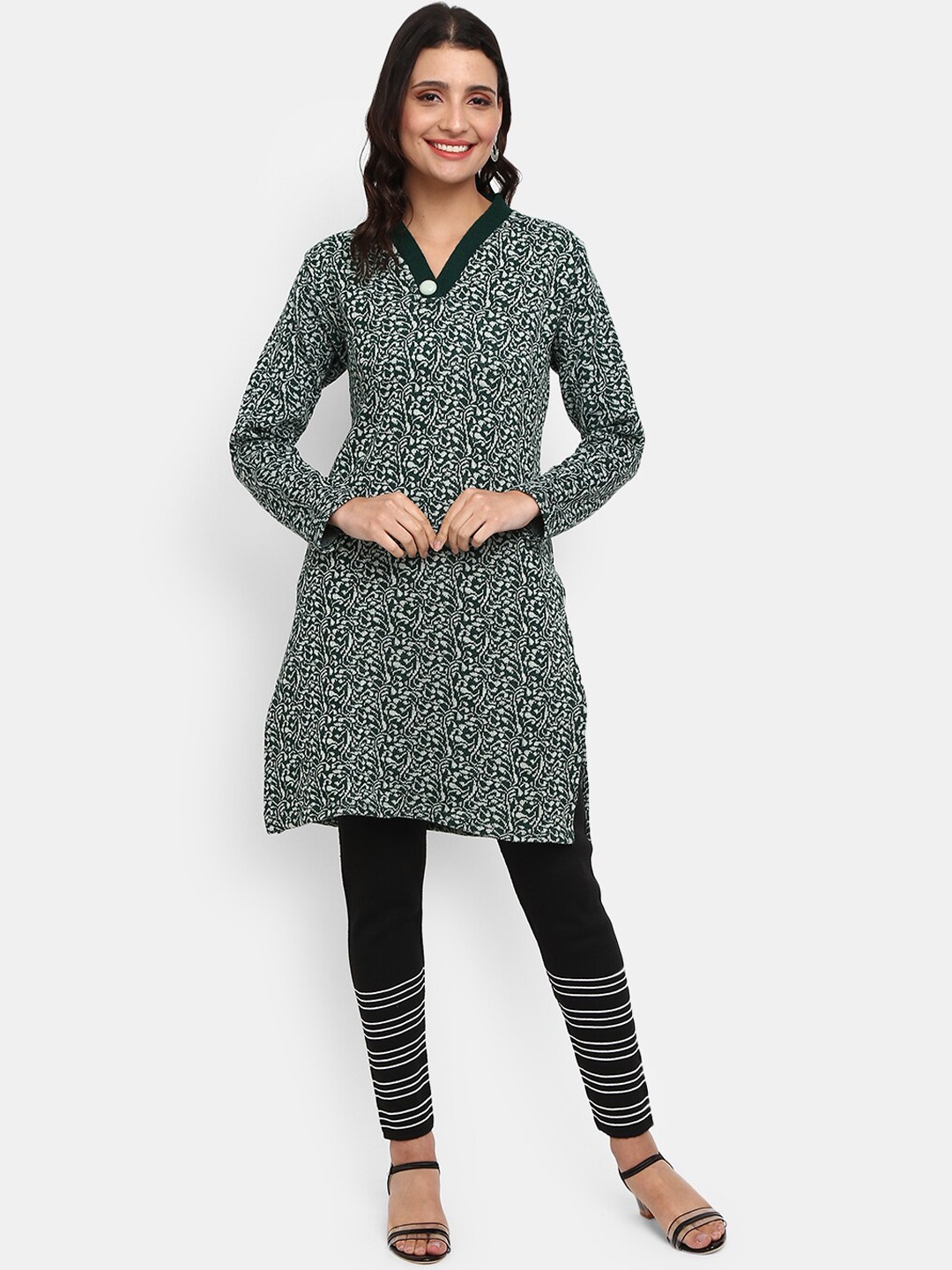 

V-Mart Women Green & Off White Printed Acrylic Kurta