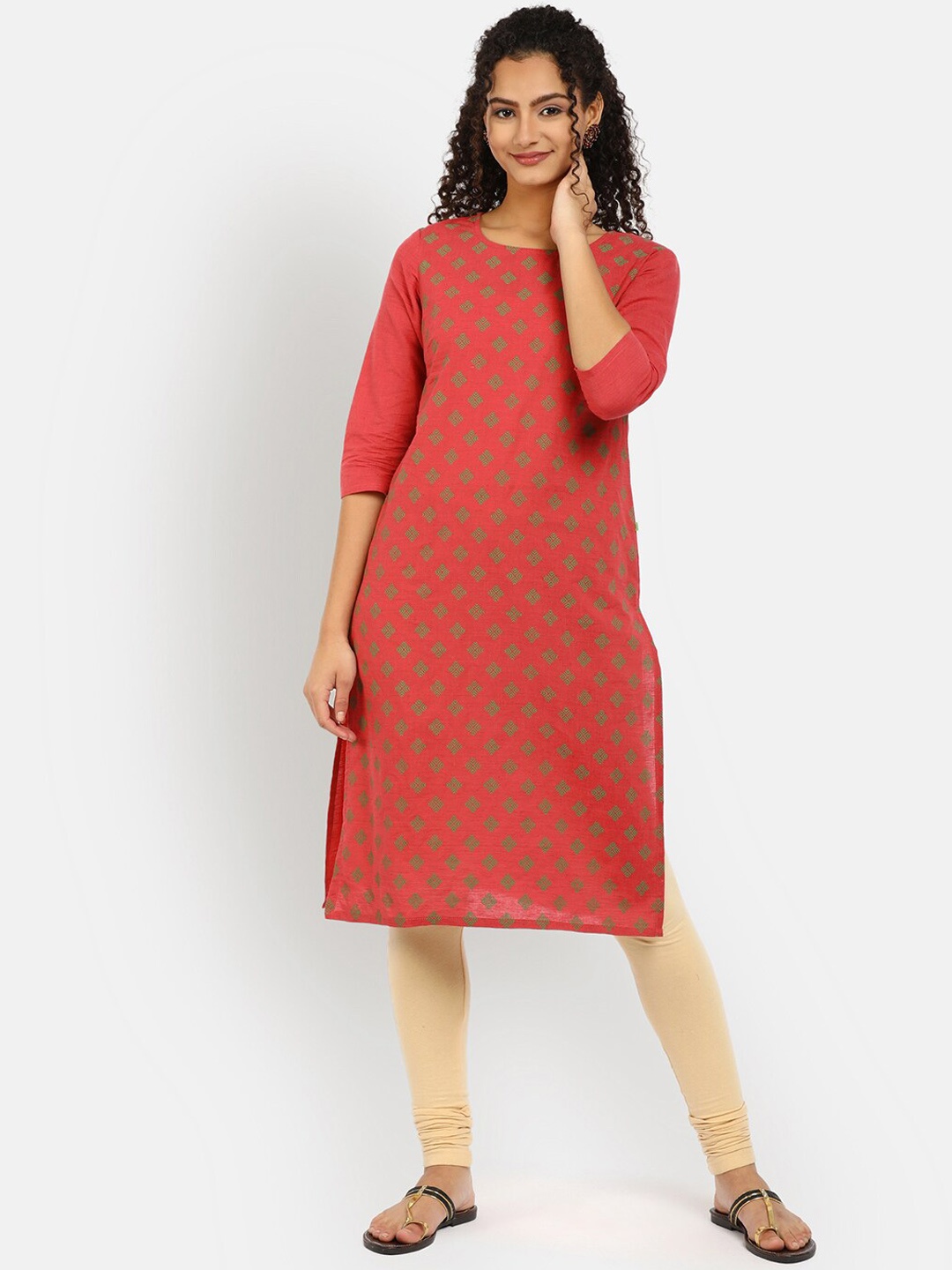 

V-Mart Women Red & Green Ethnic Motifs Printed Cotton Round Neck Kurta