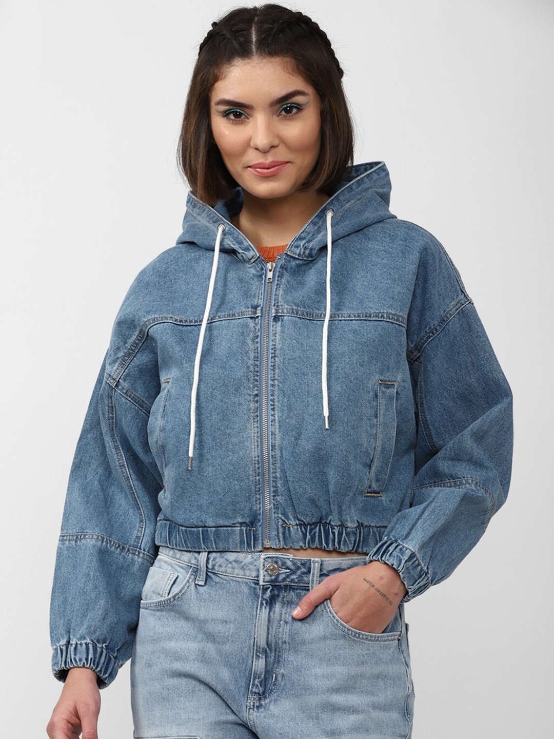 

FOREVER 21 Women Blue Crop Cotton Denim Jacket