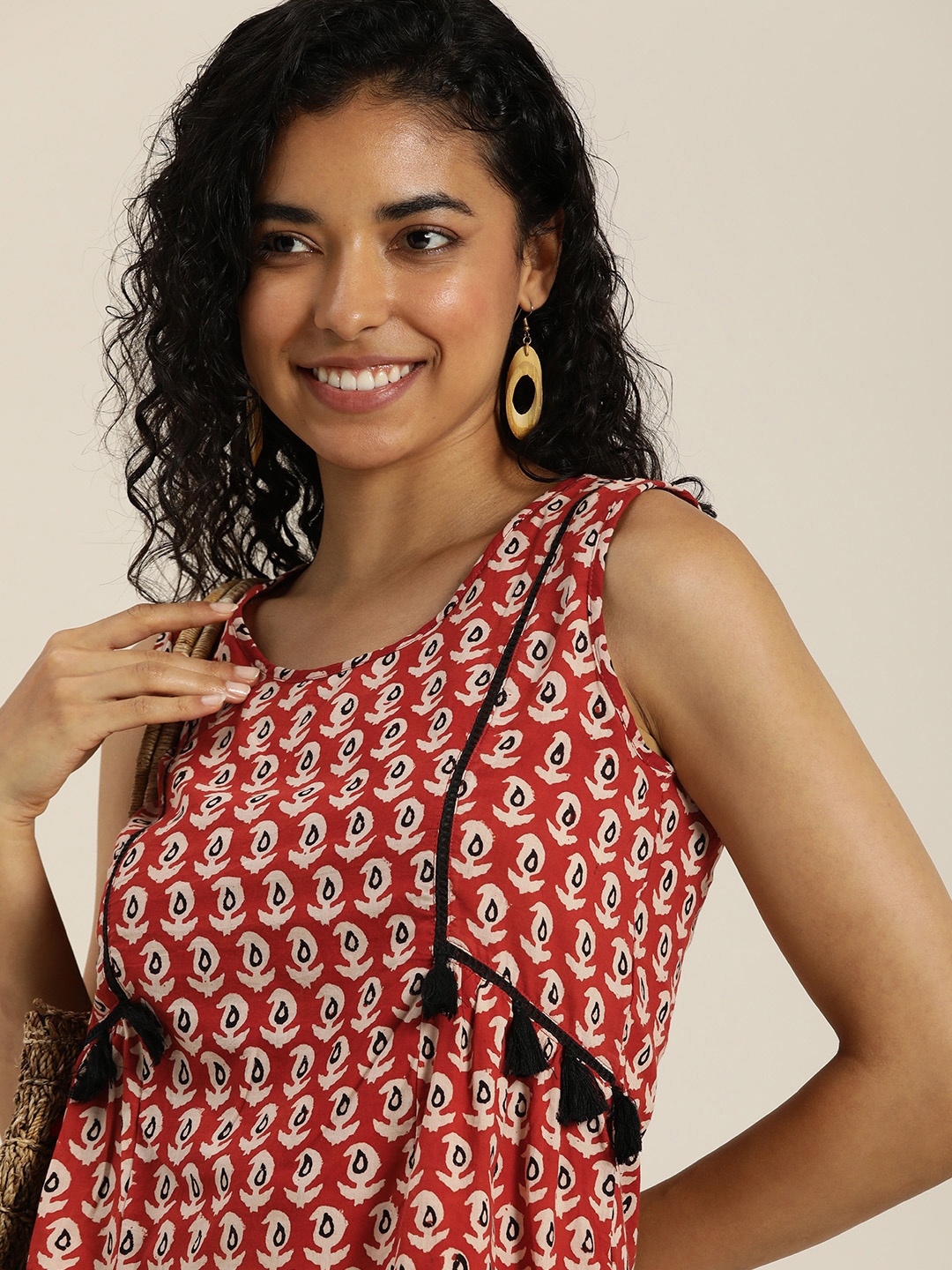 

Taavi Bagru Ethnic Motifs Printed Pure Cotton Top, Rust